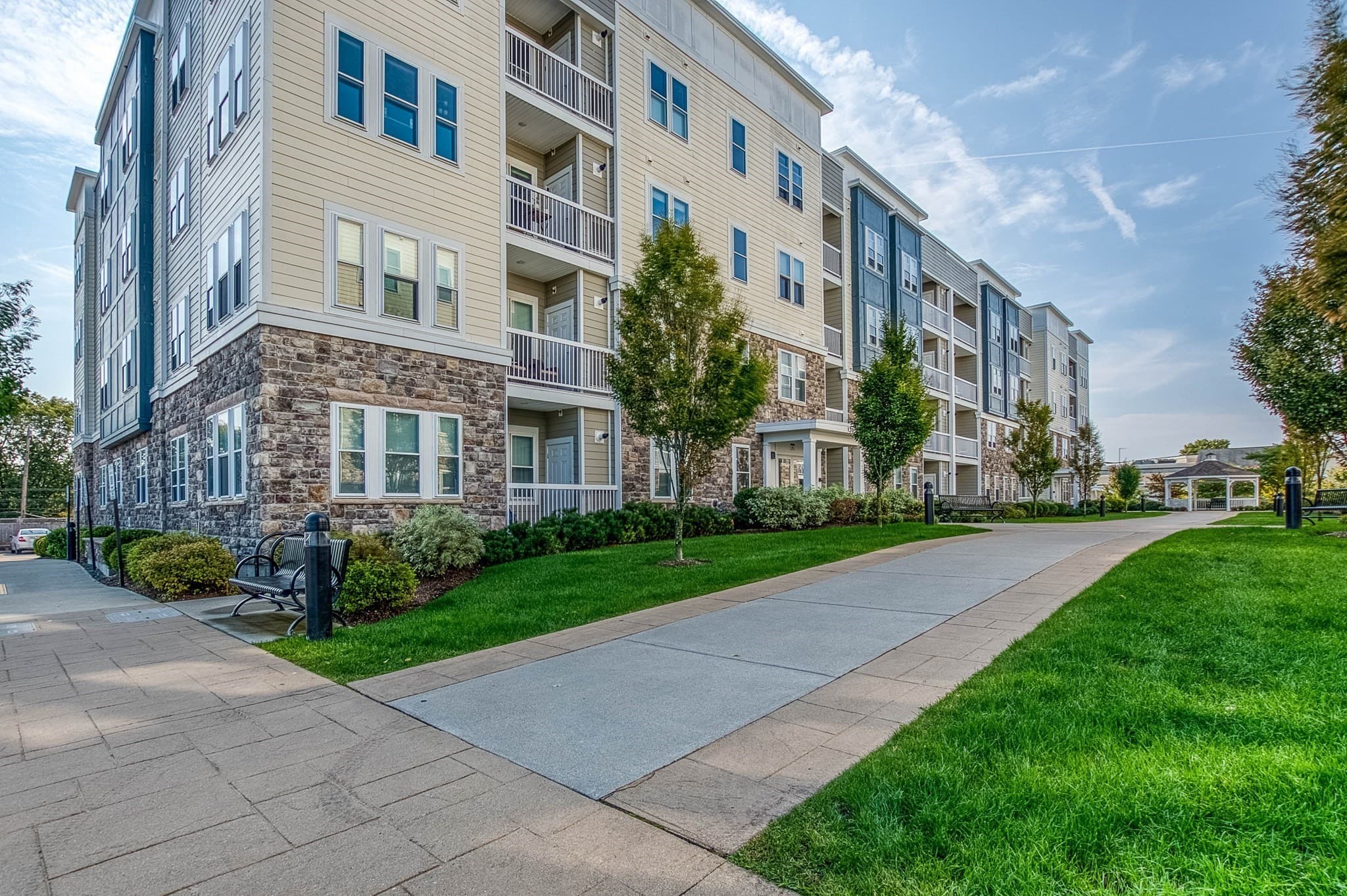 Condominium at 130 University Ave # 1201, Westwood MA 02090, Westwood, photo 37 of 42