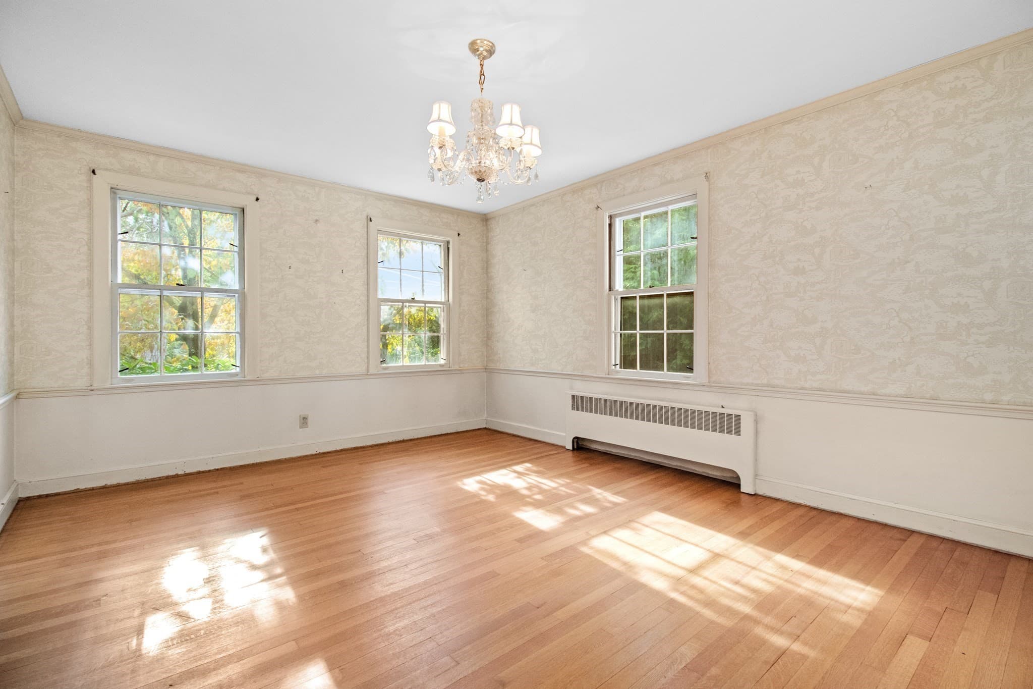 Single Family Residence at 25 Arlington St, Winchester MA 01890, Winchester, photo 5 of 32