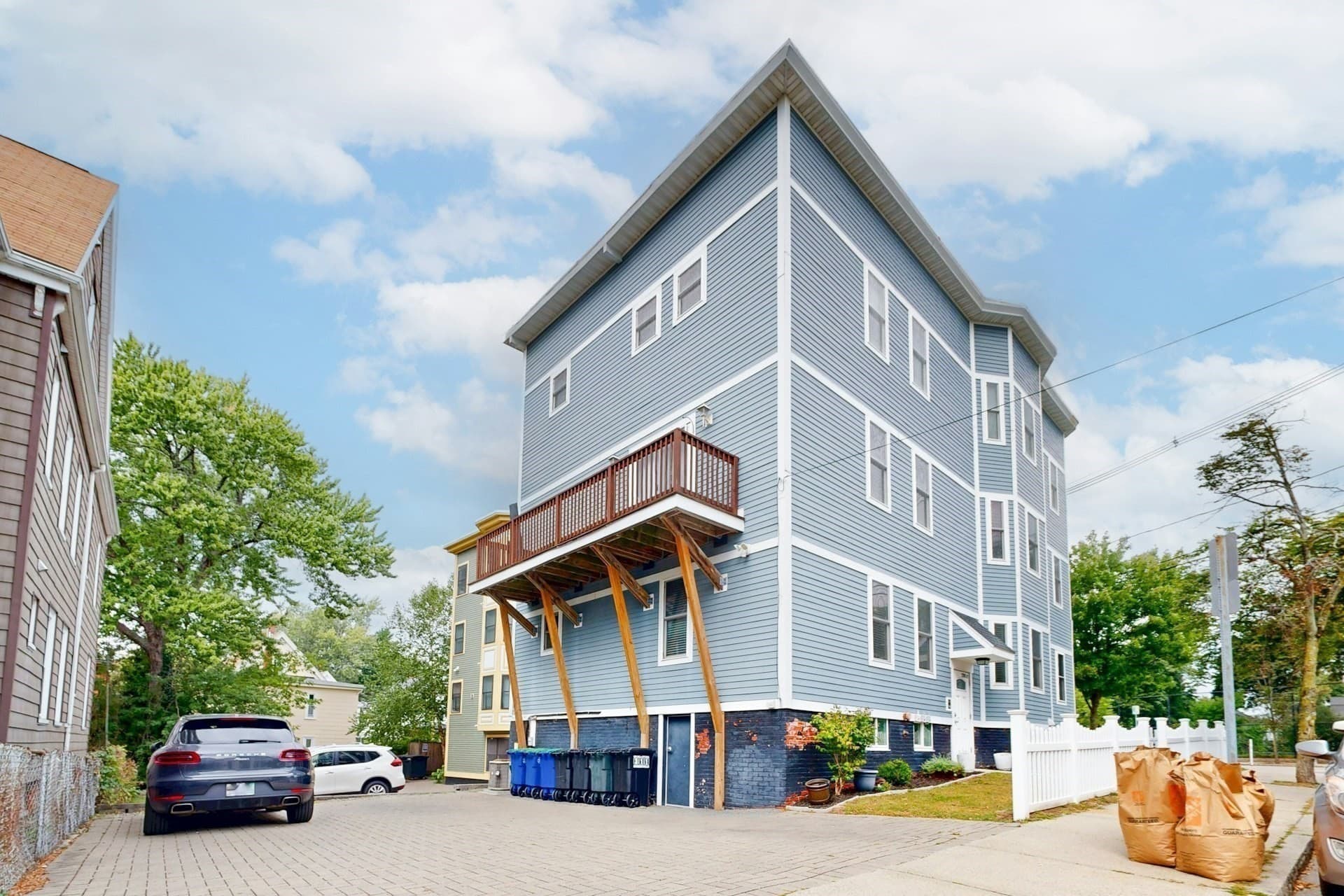 Condominium at 104 Holland St. # 1, Somerville MA 02144, Somerville, photo 31 of 33