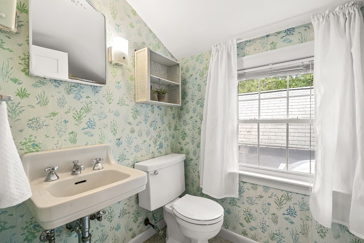 Single Family Residence at 8 North Gateway, Winchester MA 01890, Winchester, photo 27 of 39