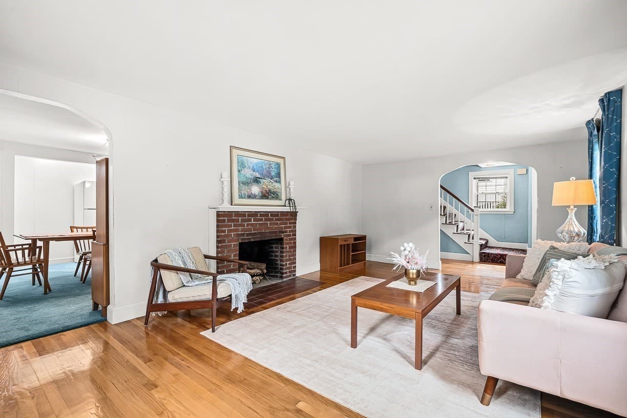 Single Family Residence at 8 North Gateway, Winchester MA 01890, Winchester, photo 6 of 39