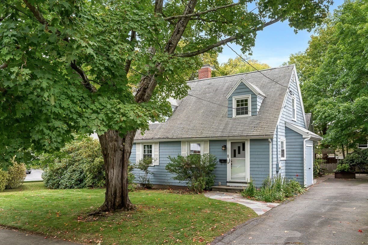 Single Family Residence at 8 North Gateway, Winchester MA 01890, Winchester, photo 3 of 39