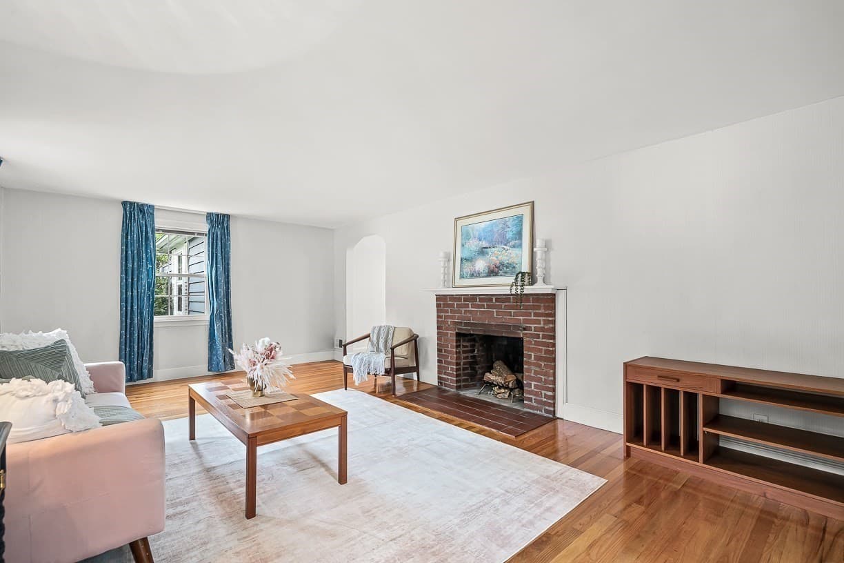 Single Family Residence at 8 North Gateway, Winchester MA 01890, Winchester, photo 5 of 39