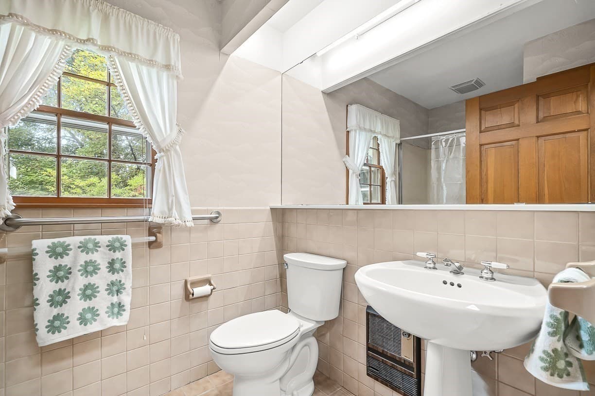 Single Family Residence at 8 North Gateway, Winchester MA 01890, Winchester, photo 24 of 39