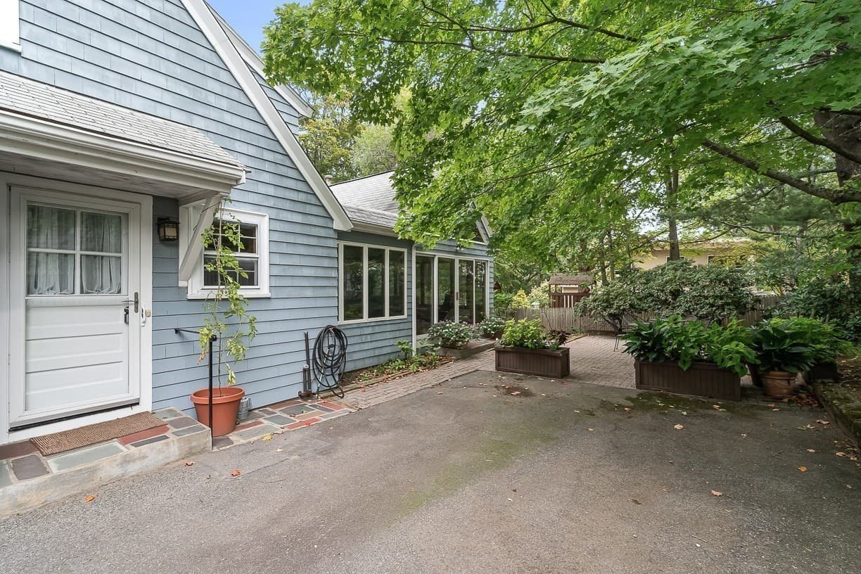 Single Family Residence at 8 North Gateway, Winchester MA 01890, Winchester, photo 34 of 39