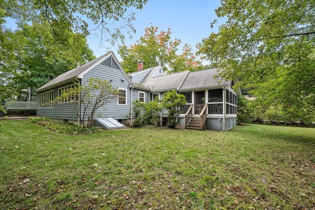 Single Family Residence at 8 North Gateway, Winchester MA 01890, Winchester, photo 4 of 39