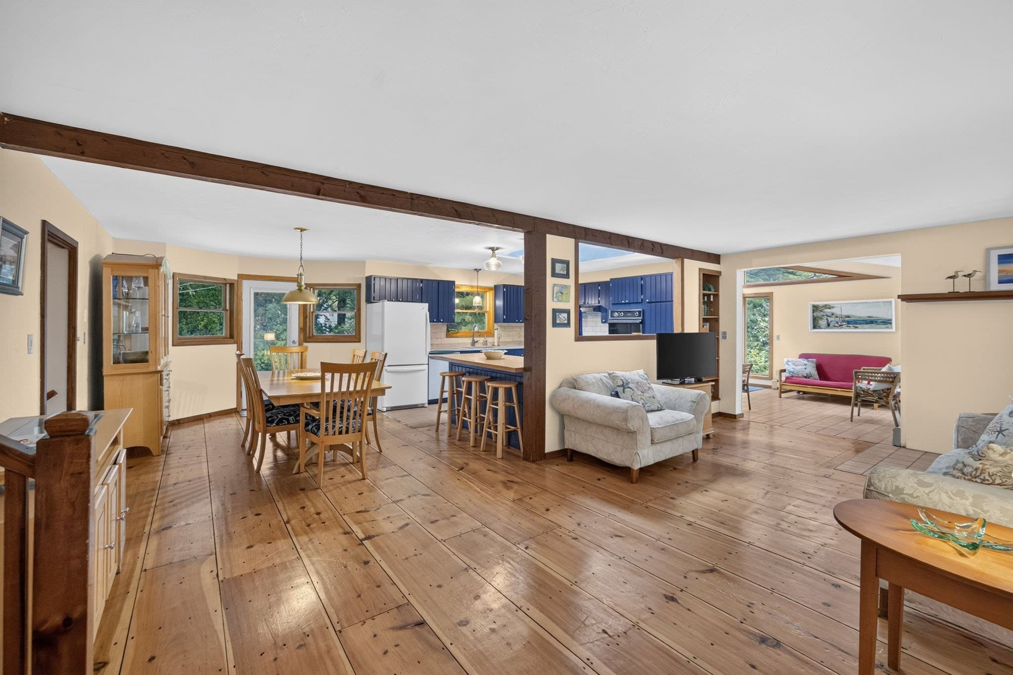 Single Family Residence at 43 Heather Ln, Falmouth MA 02556, Falmouth, photo 4 of 34