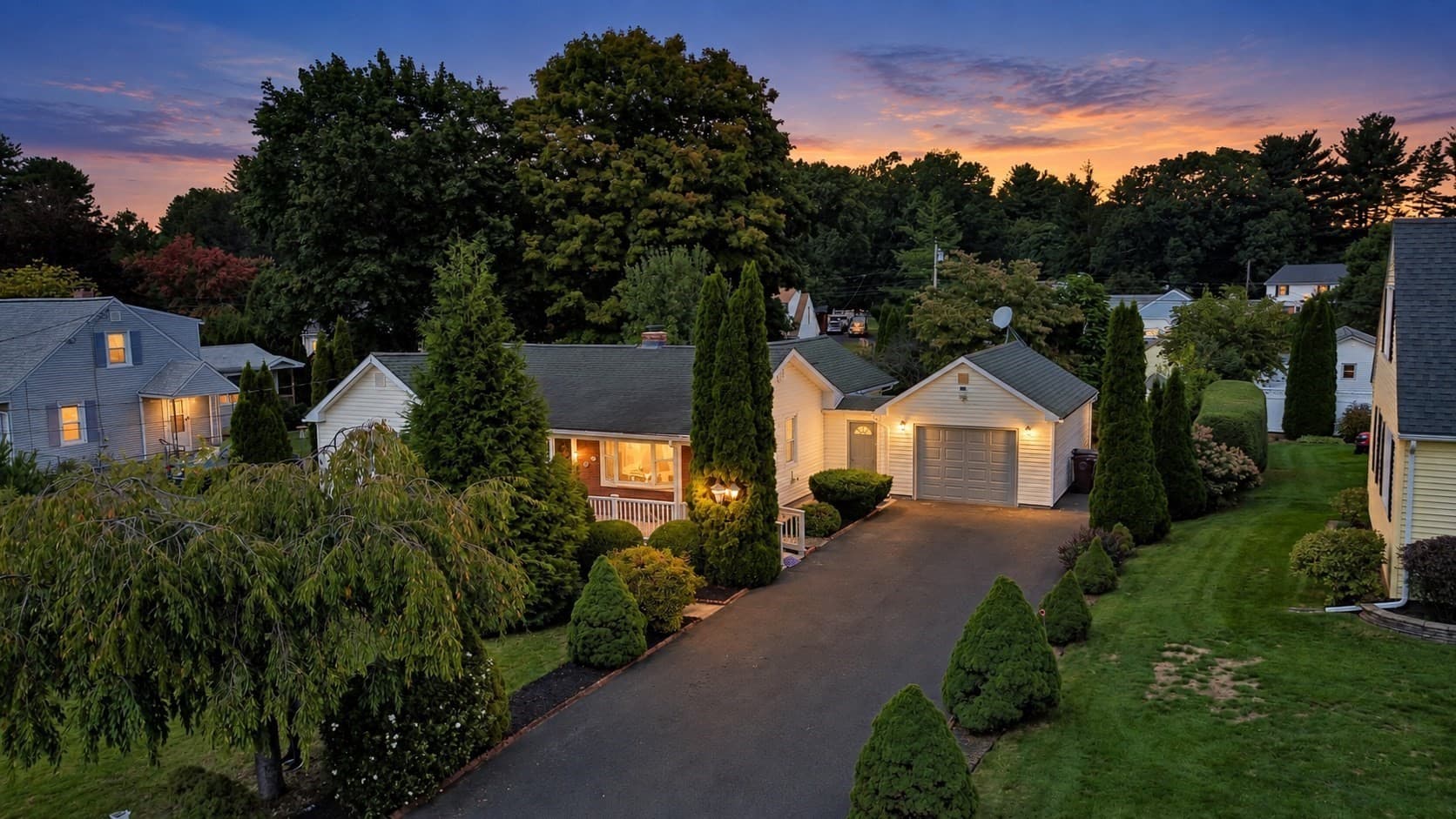 23 Briarwood Pl, Westfield MA 01085