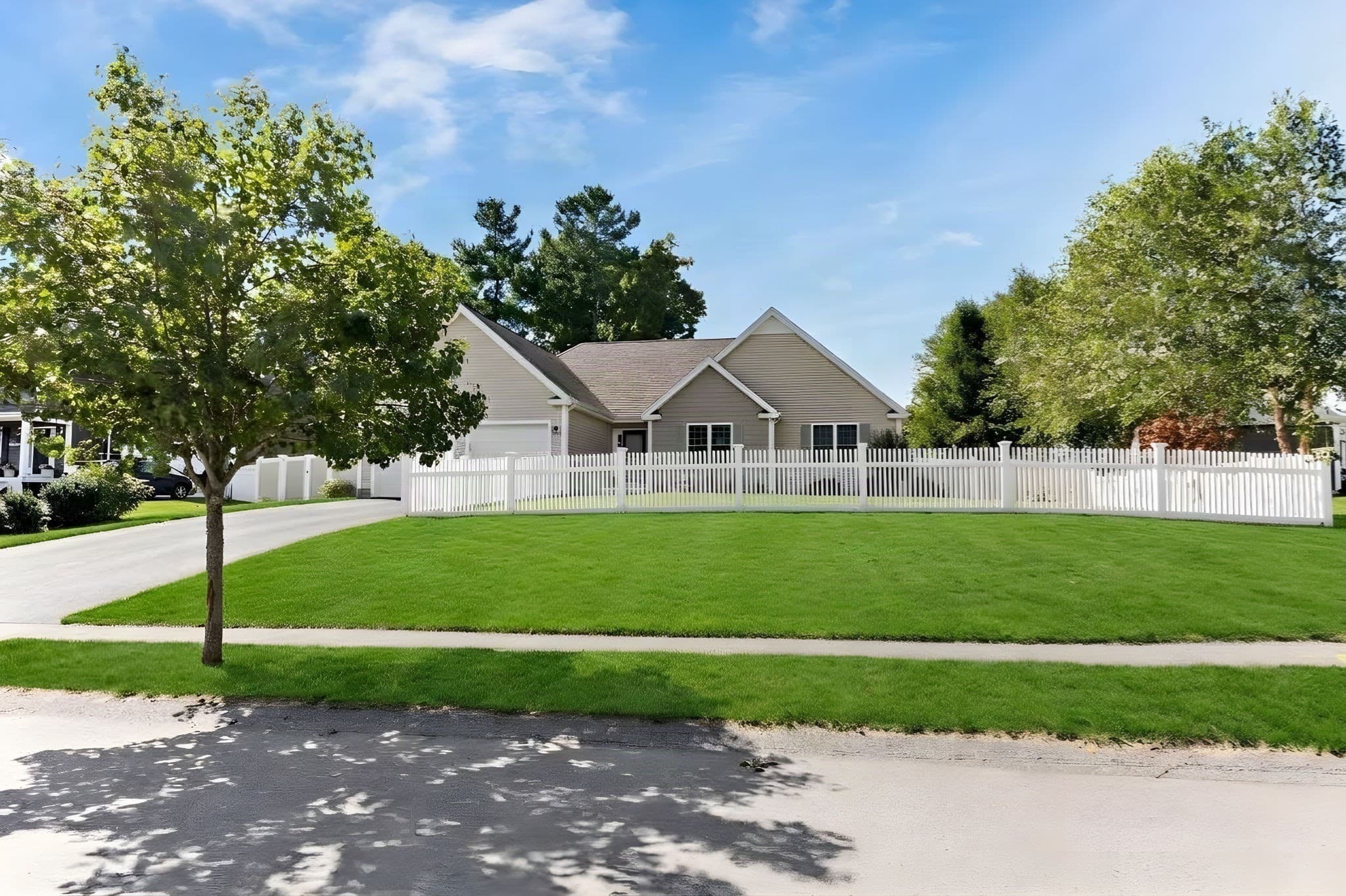 Single Family Residence at 12 Waterford Circle, Dighton MA 02715, Dighton, photo 3 of 42
