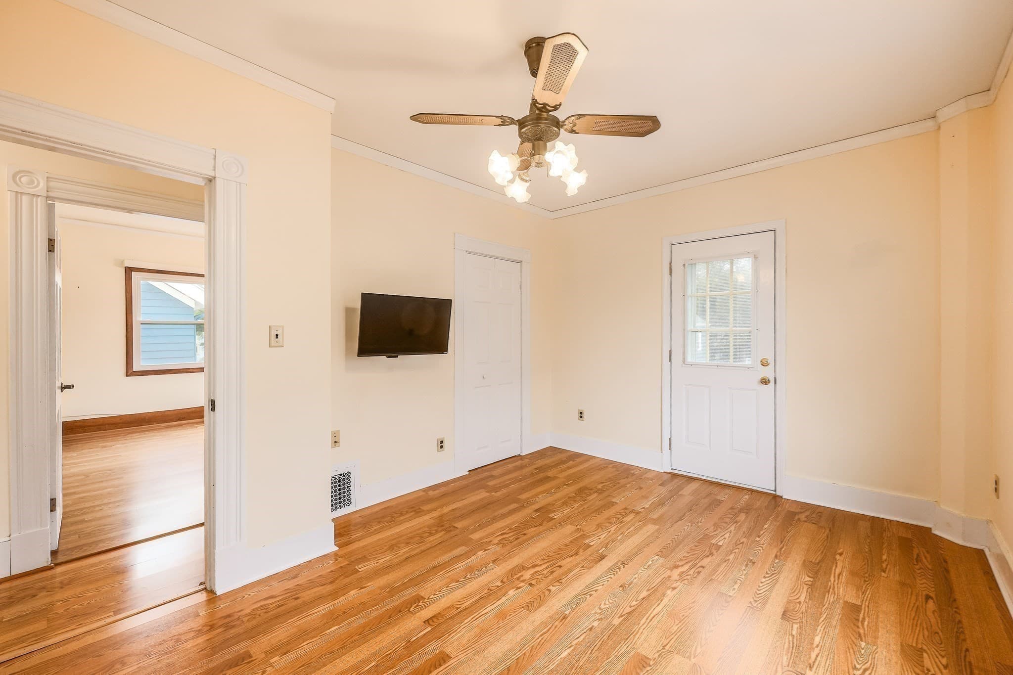 Single Family Residence at 16 North Ave, Winthrop MA 02152, Winthrop, photo 19 of 36