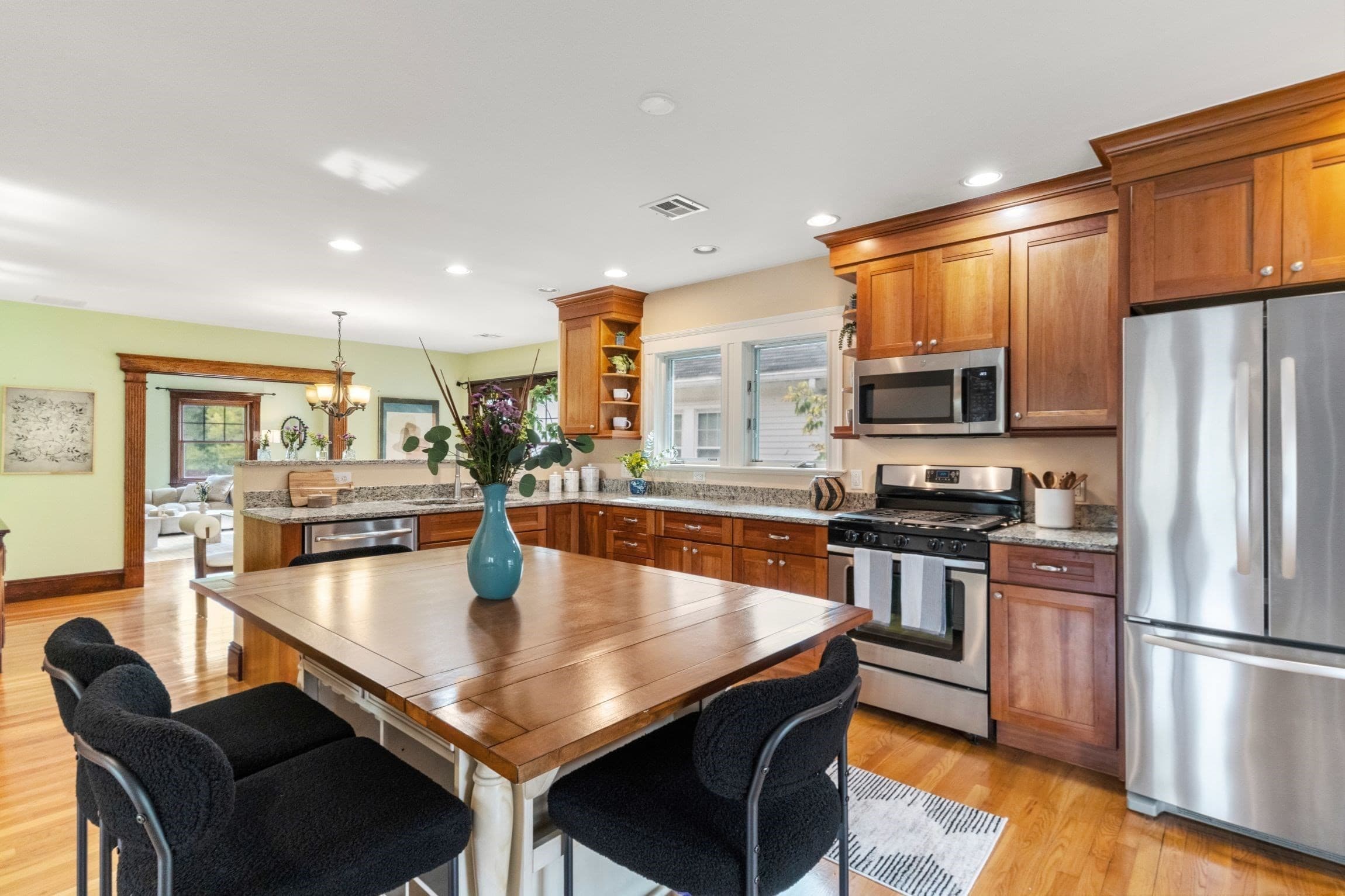 Condominium at 225 Jackson Rd # 225, Newton MA 02458, Newton, photo 2 of 6