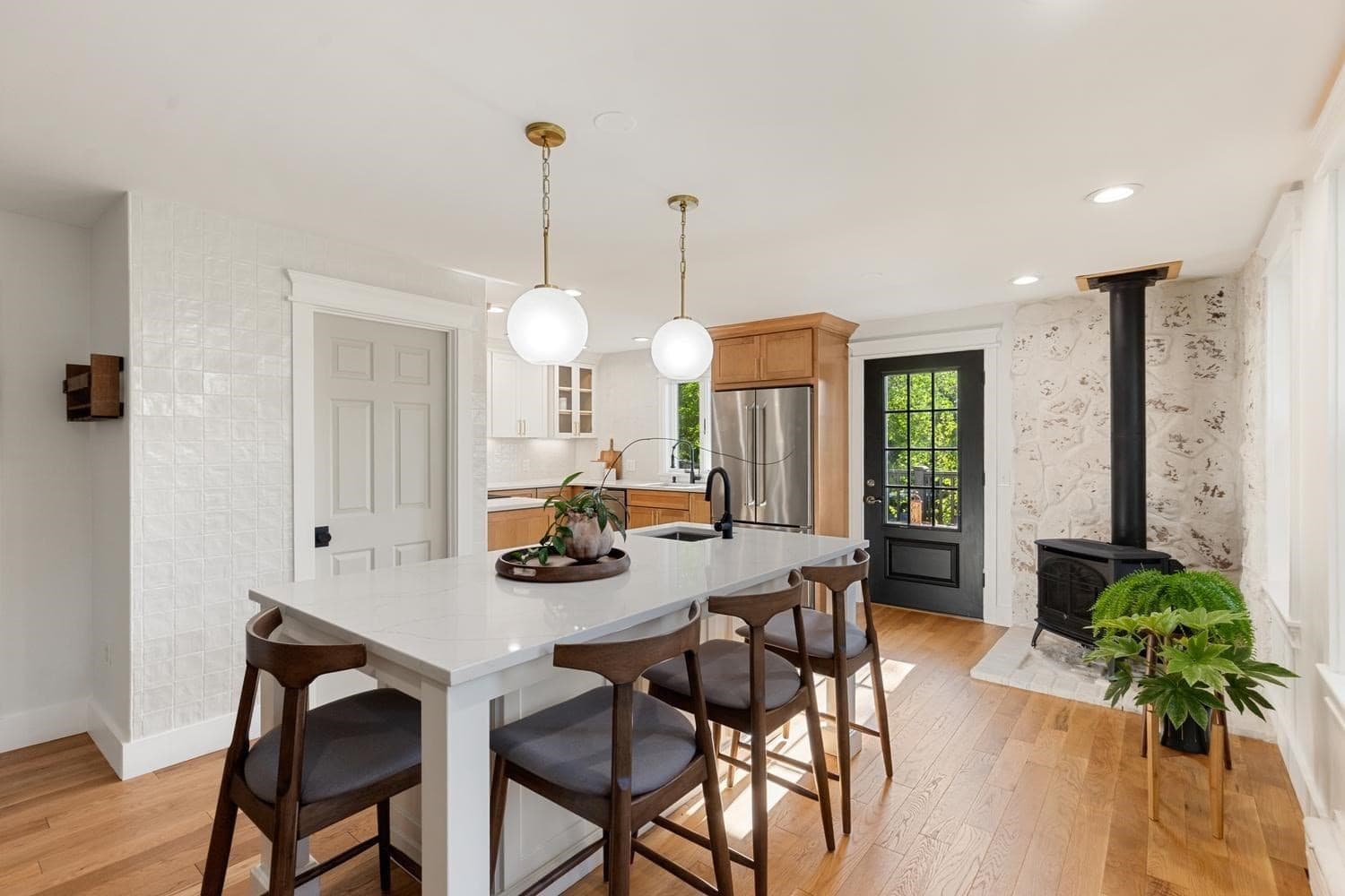 Condominium at 78 Forest St # 78, Wakefield MA 01880, Wakefield, photo 10 of 41