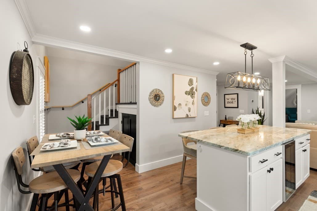 Multi Family at 474 Central St, Saugus MA 01906, Saugus, photo 13 of 35