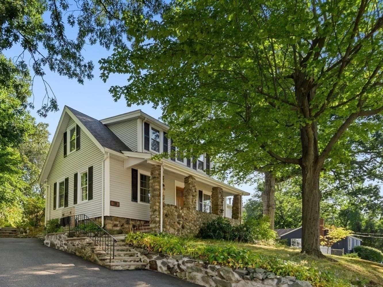 78 Forest St, Wakefield MA 01880