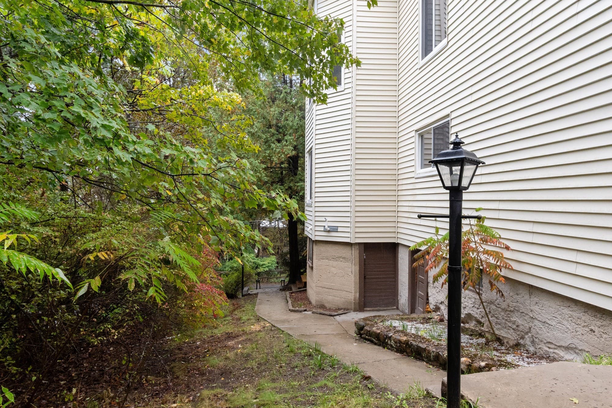 2 Family - 2 Units Up/Down at 15 Nutting St, Fitchburg MA 01420, Fitchburg, photo 4 of 39
