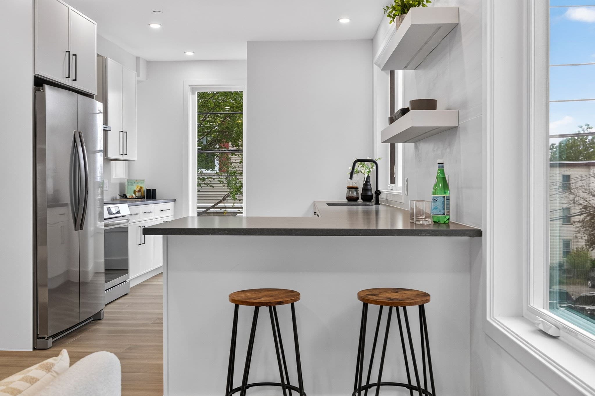 Condominium at 116 Heath Street # B, Somerville MA 02145, Somerville, photo 5 of 17