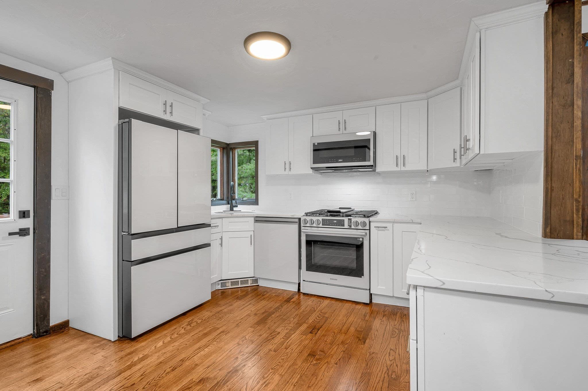 Single Family Residence at 19 South Street, Wilmington MA 01887, Wilmington, photo 12 of 41