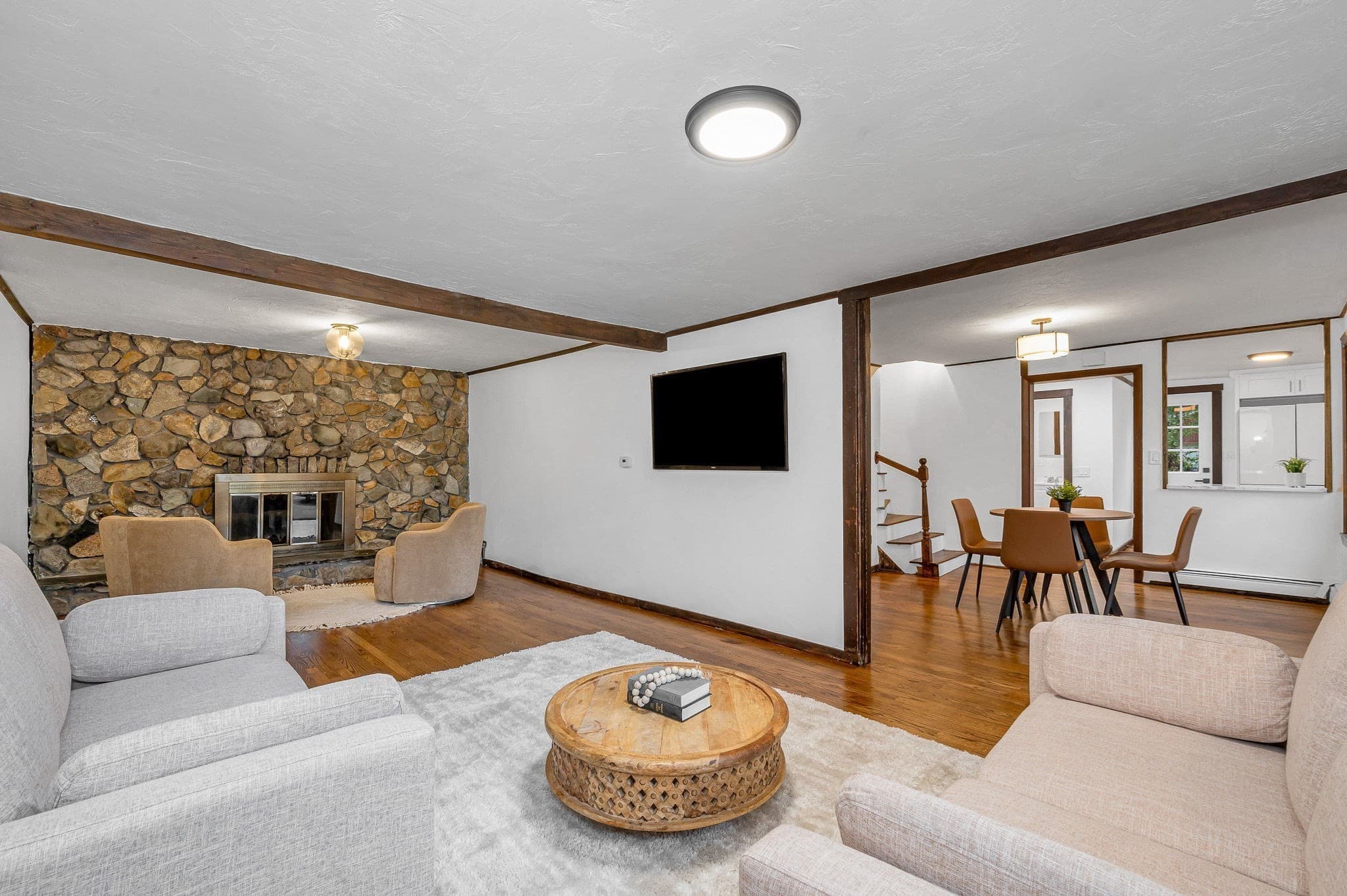 Single Family Residence at 19 South Street, Wilmington MA 01887, Wilmington, photo 7 of 41