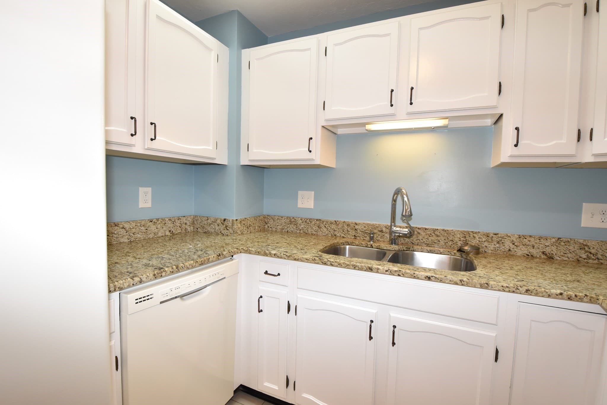 Condominium at 59 Nottingham Rd # 59, Grafton MA 01519, Grafton, photo 10 of 24