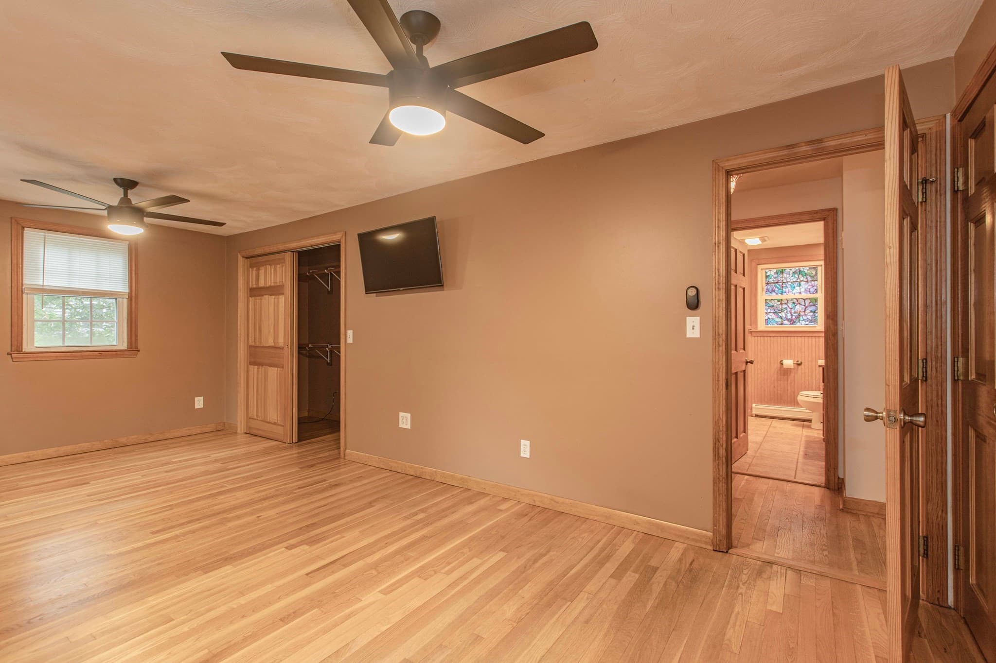 Single Family Residence at 191 Cynthia Dr, Raynham MA 02767, Raynham, photo 16 of 42