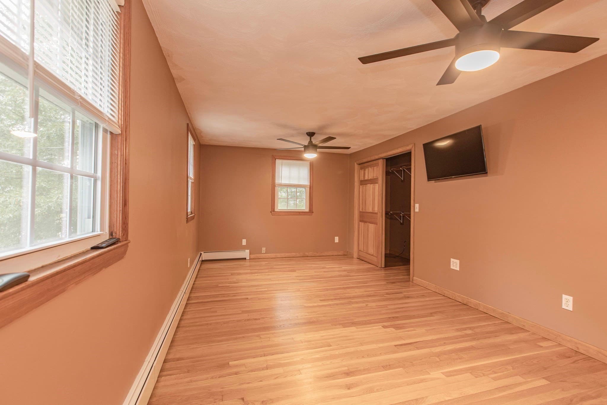 Single Family Residence at 191 Cynthia Dr, Raynham MA 02767, Raynham, photo 14 of 42