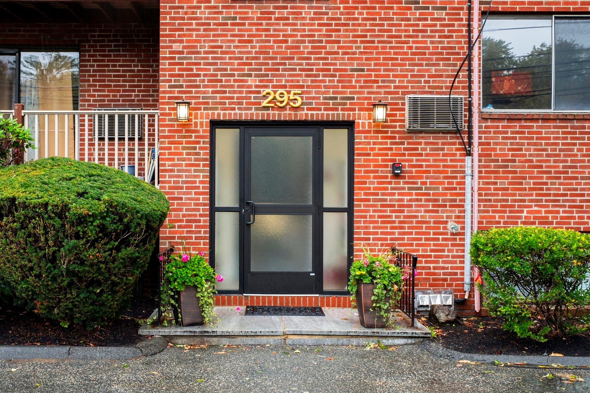 Condominium at 295 Main St # 15, Reading MA 01867, Reading, photo 19 of 19