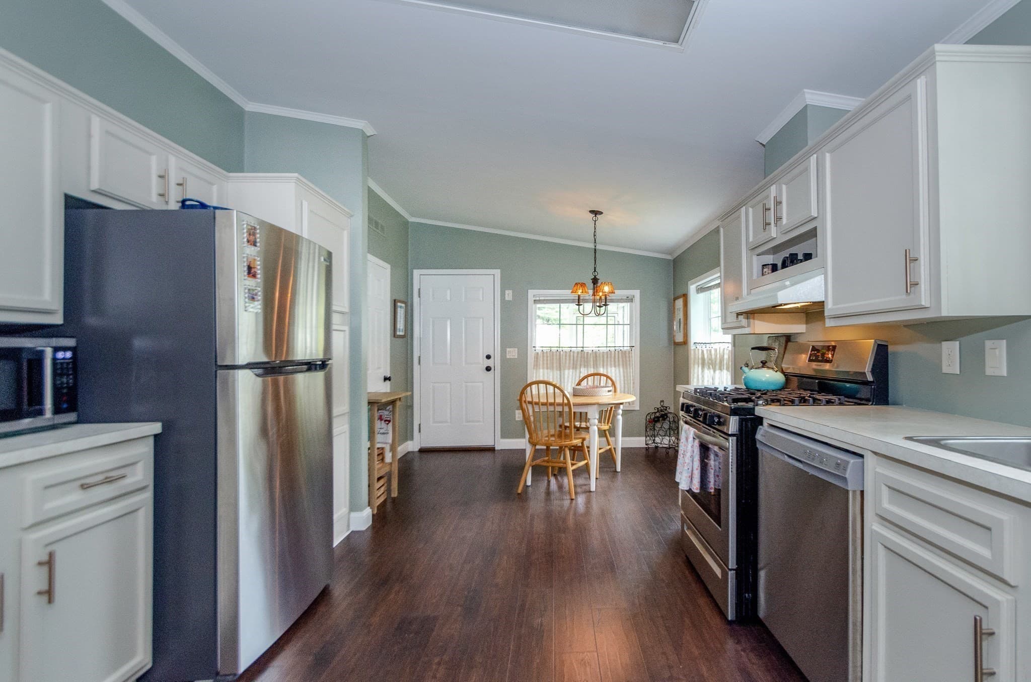 Single Family Residence at 701 Oak Point Drive, Middleboro MA 02346, Middleboro, photo 9 of 29
