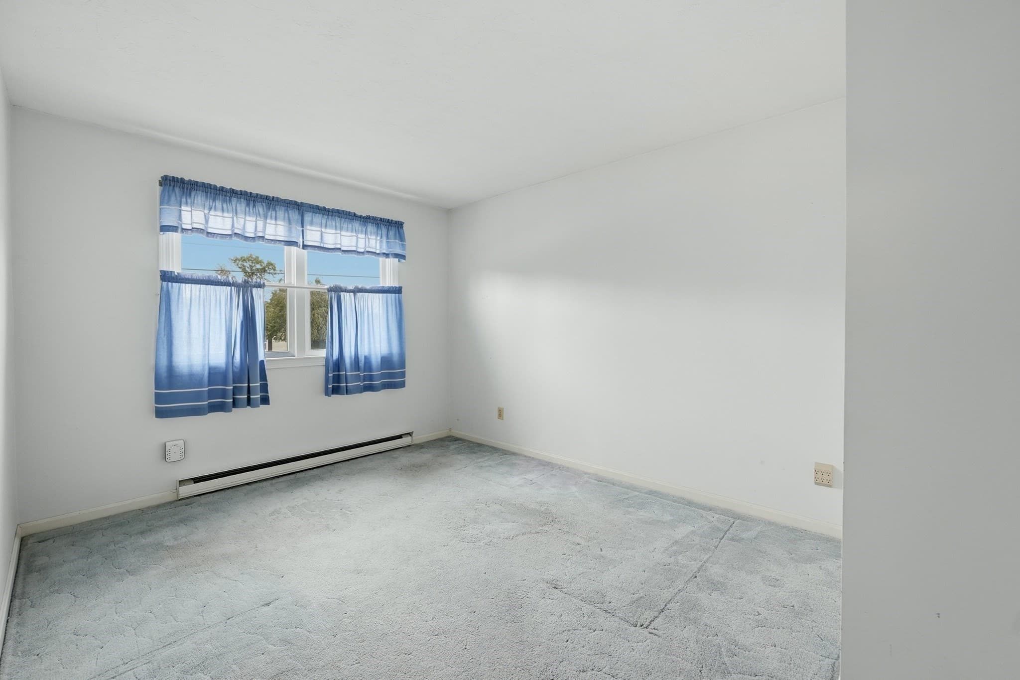 Single Family Residence at 44 Dennison Hill Rd, Southbridge MA 01550, Southbridge, photo 16 of 32