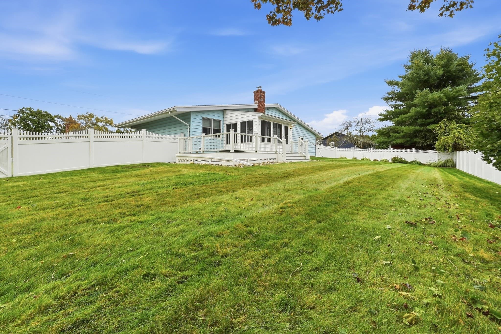 Single Family Residence at 44 Dennison Hill Rd, Southbridge MA 01550, Southbridge, photo 30 of 32