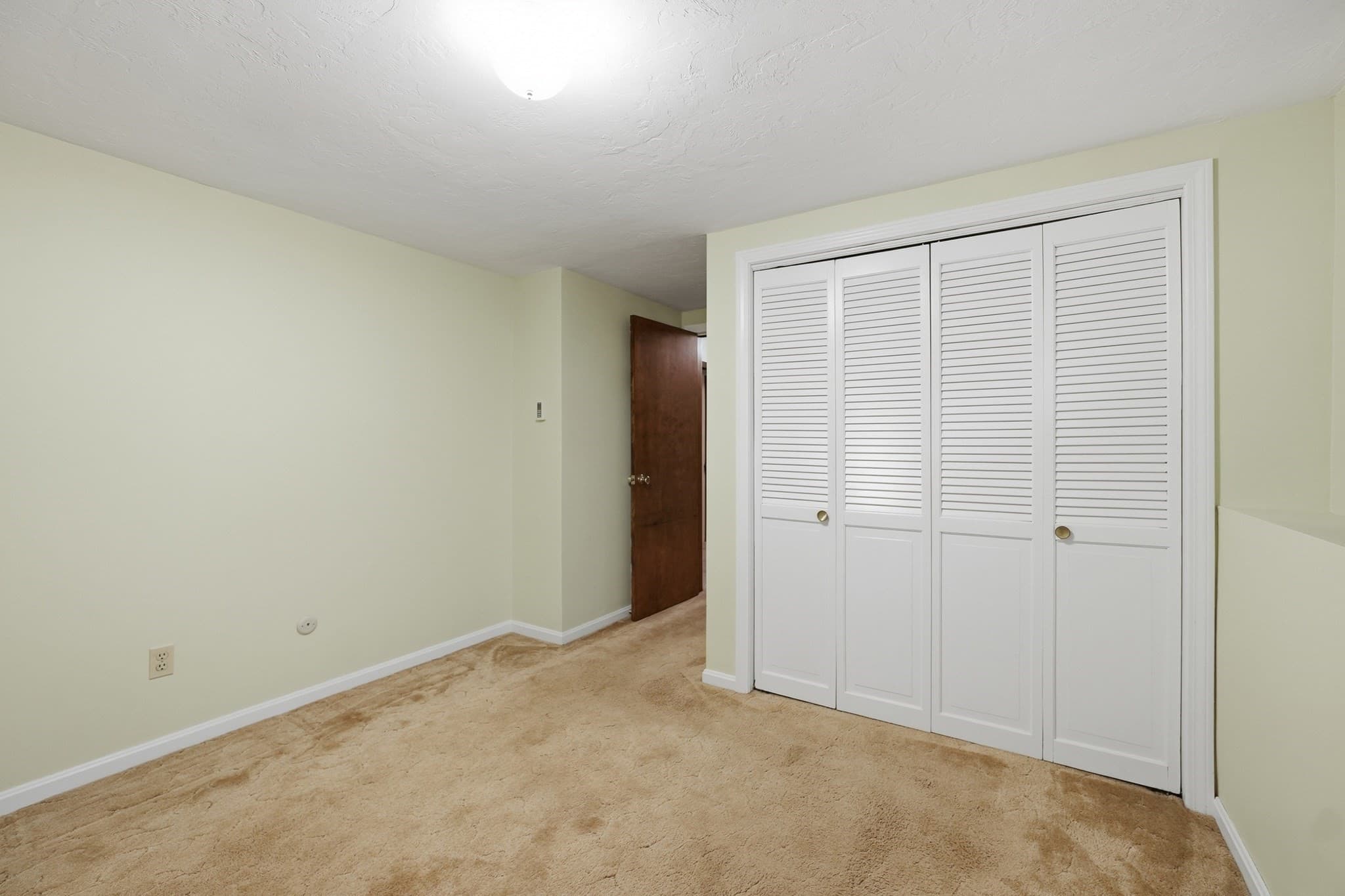 Single Family Residence at 44 Dennison Hill Rd, Southbridge MA 01550, Southbridge, photo 19 of 32