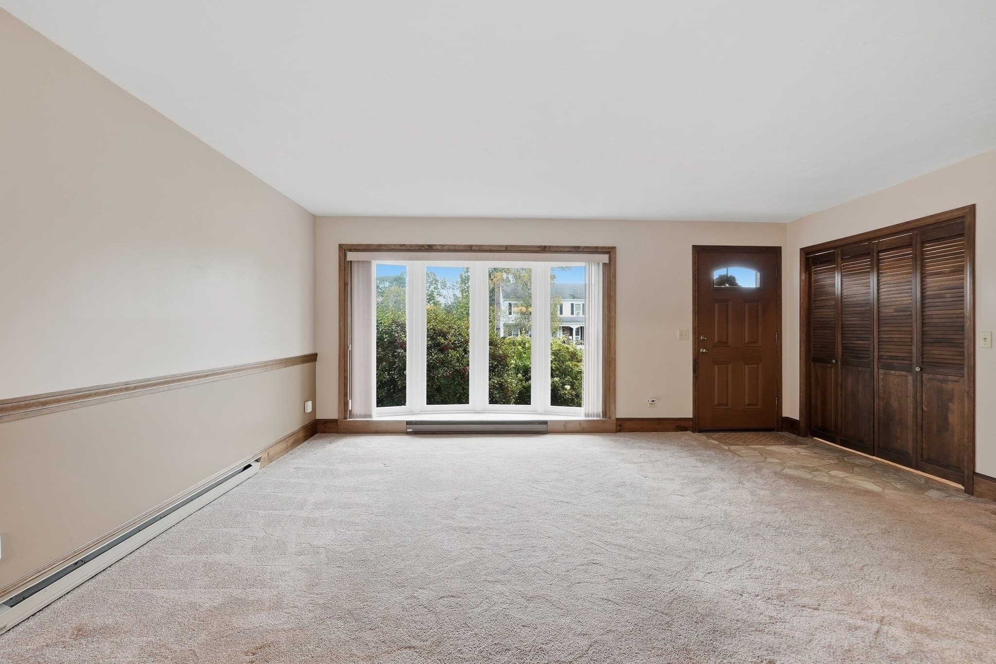 Single Family Residence at 44 Dennison Hill Rd, Southbridge MA 01550, Southbridge, photo 8 of 32