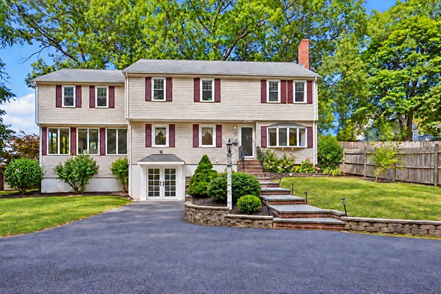 25 Evelyn Pl, Quincy MA 02171