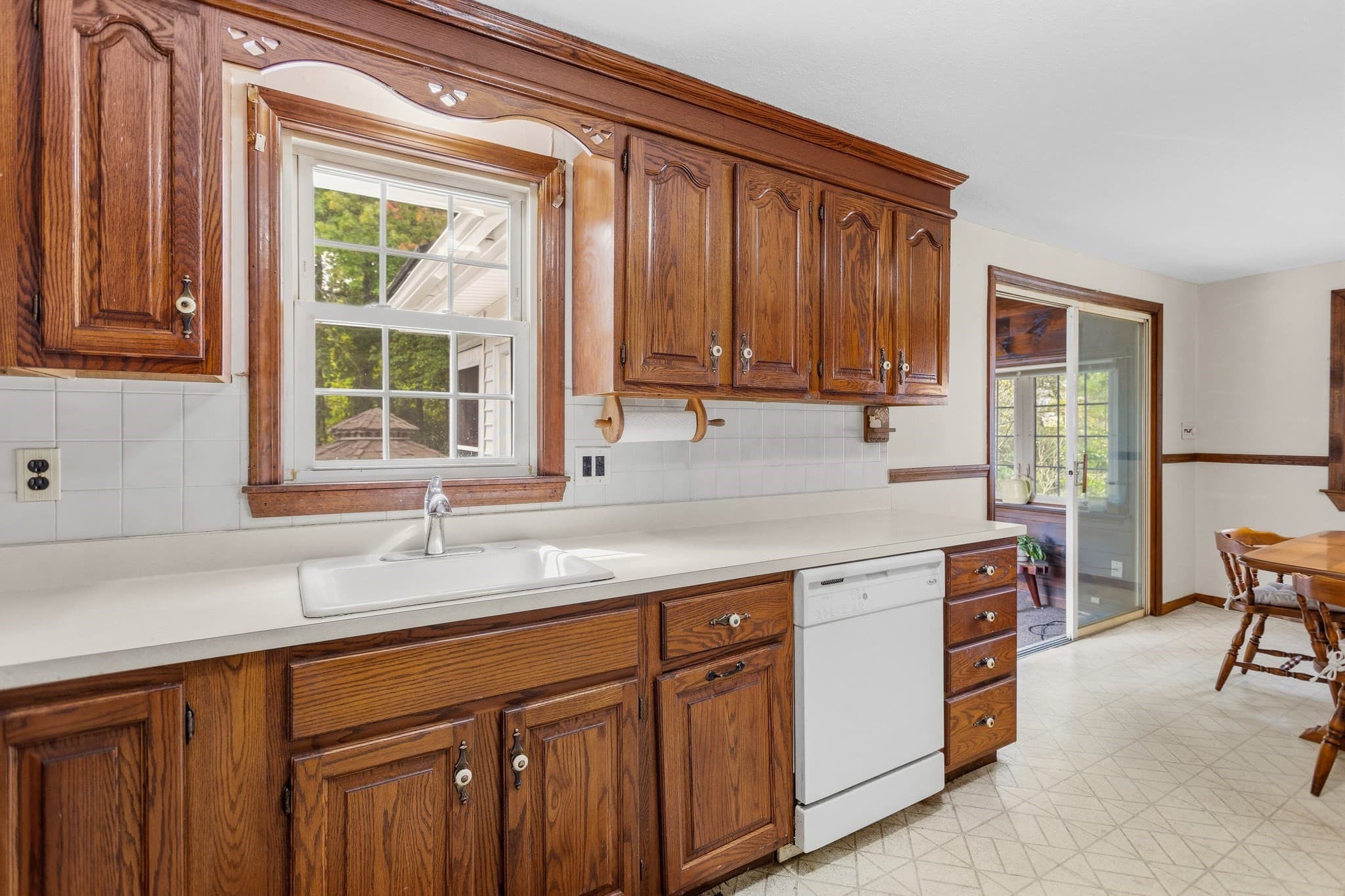 Single Family Residence at 36 Alexander Ave, Dracut MA 01826, Dracut, photo 13 of 42