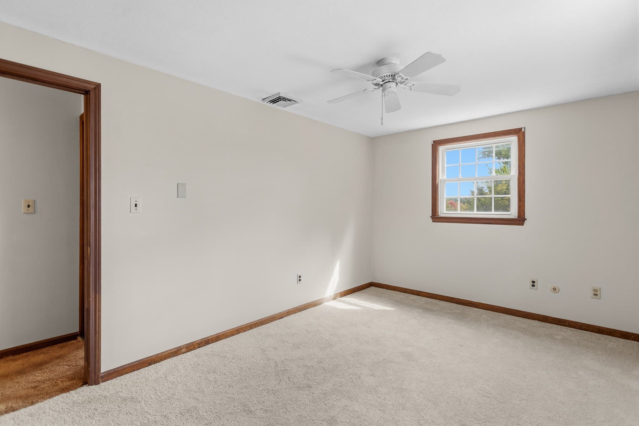 Single Family Residence at 36 Alexander Ave, Dracut MA 01826, Dracut, photo 21 of 42