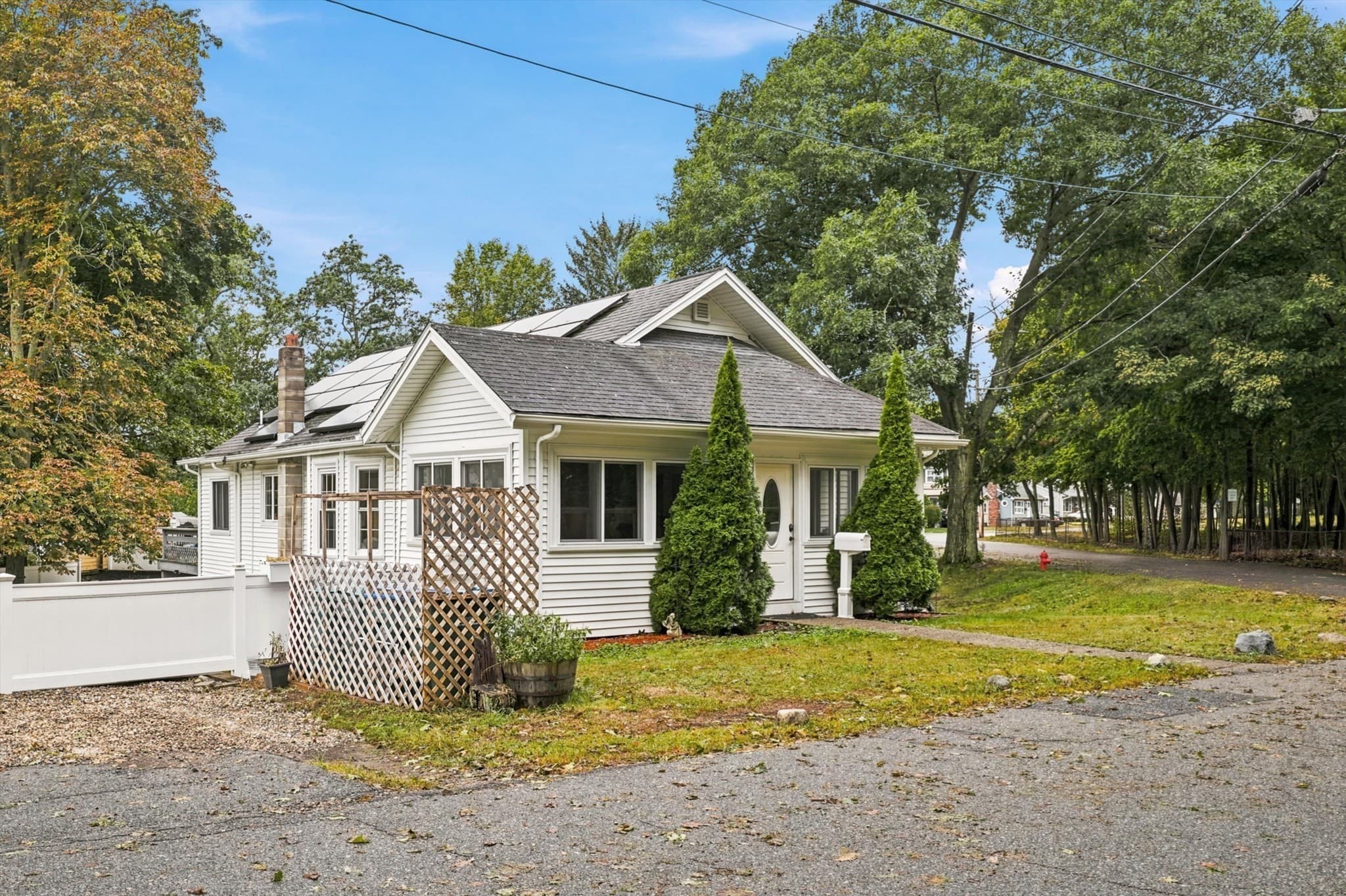 Single Family Residence at 206 Fays Ave, Lynn MA 01904, Lynn, photo 2 of 42