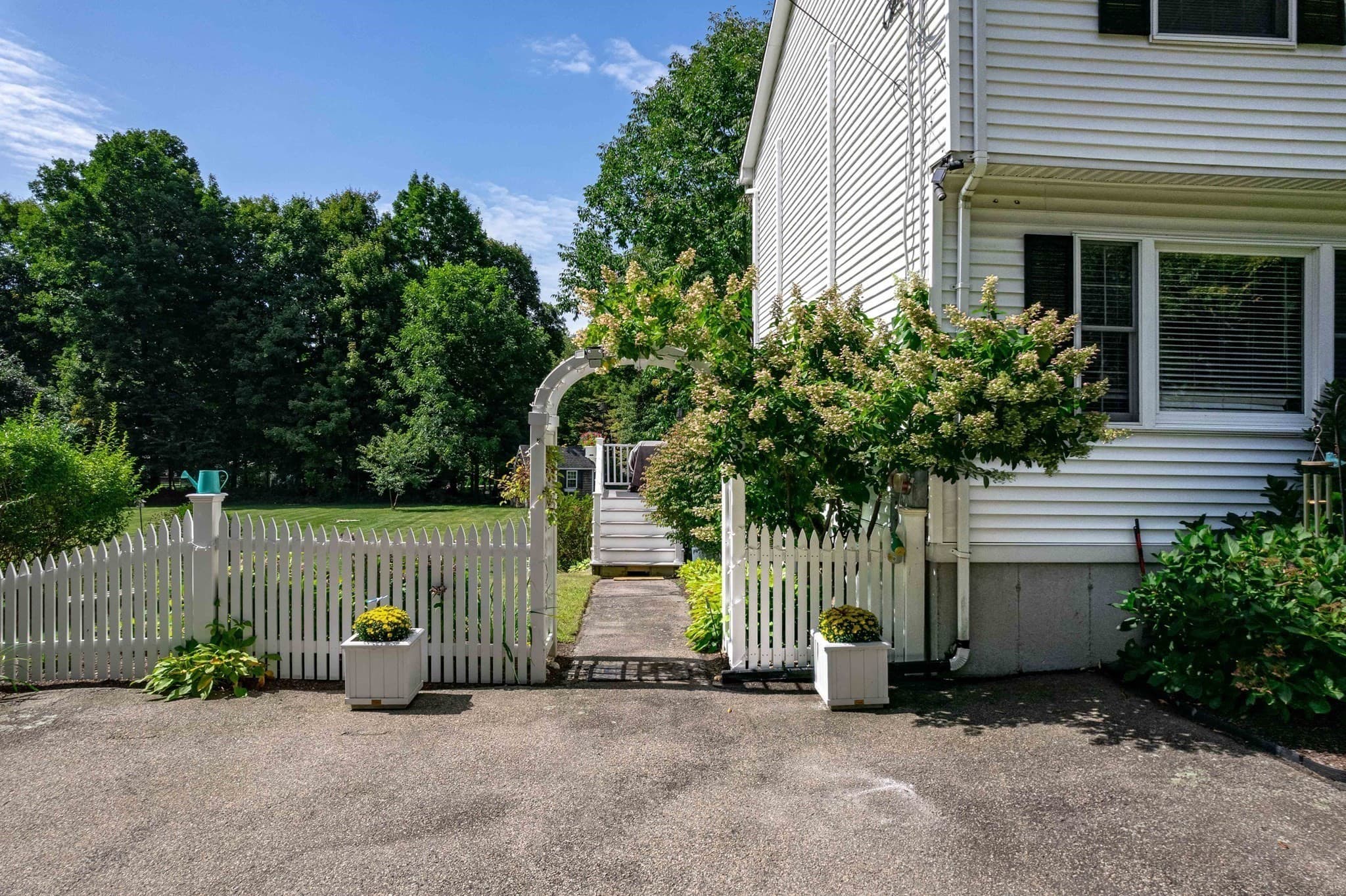 Condominium at 2 Elm Street # B, Medway MA 02053, Medway, photo 27 of 39