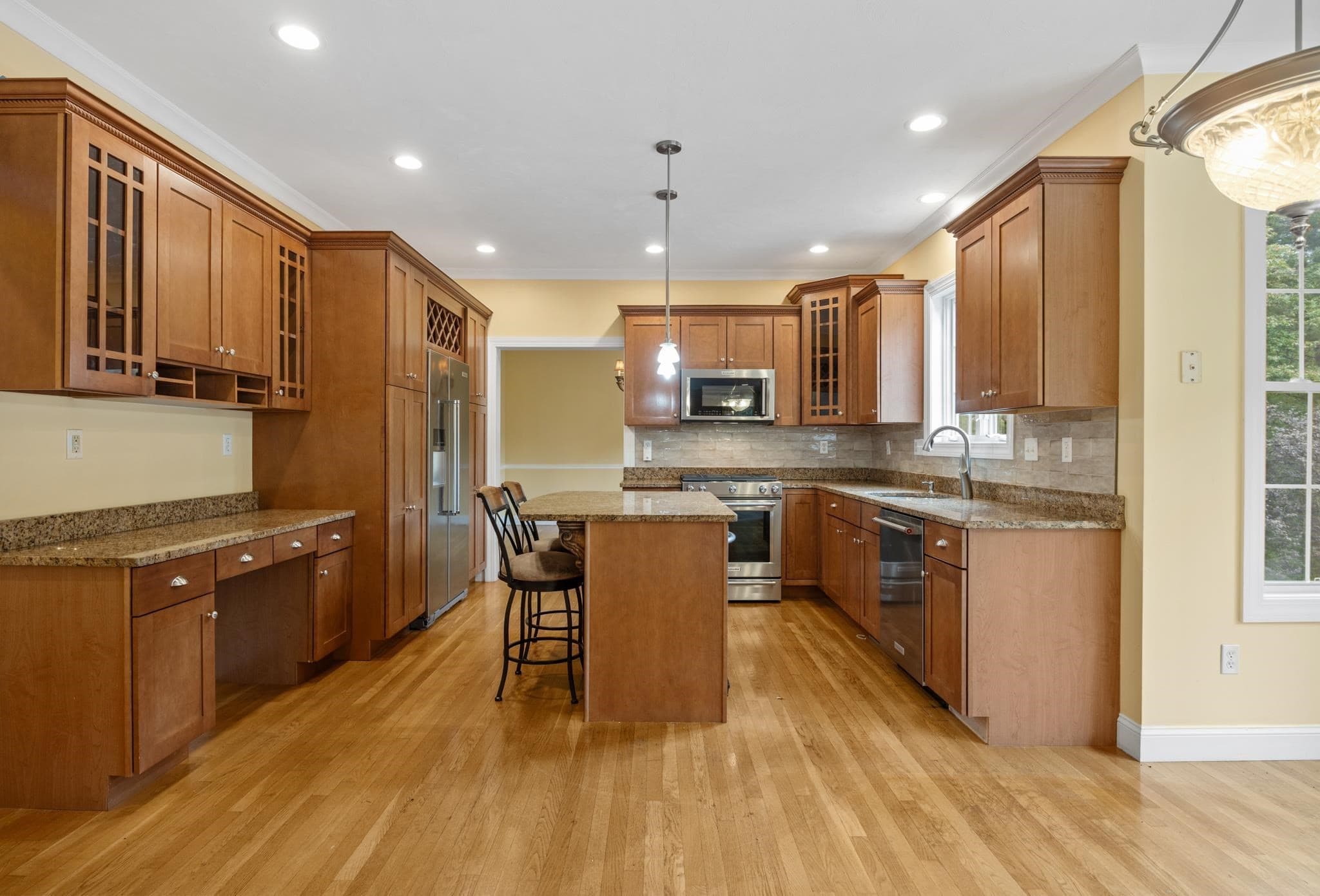 Single Family Residence at 3 Trappers Path, Lakeville MA 02347, Lakeville, photo 4 of 38