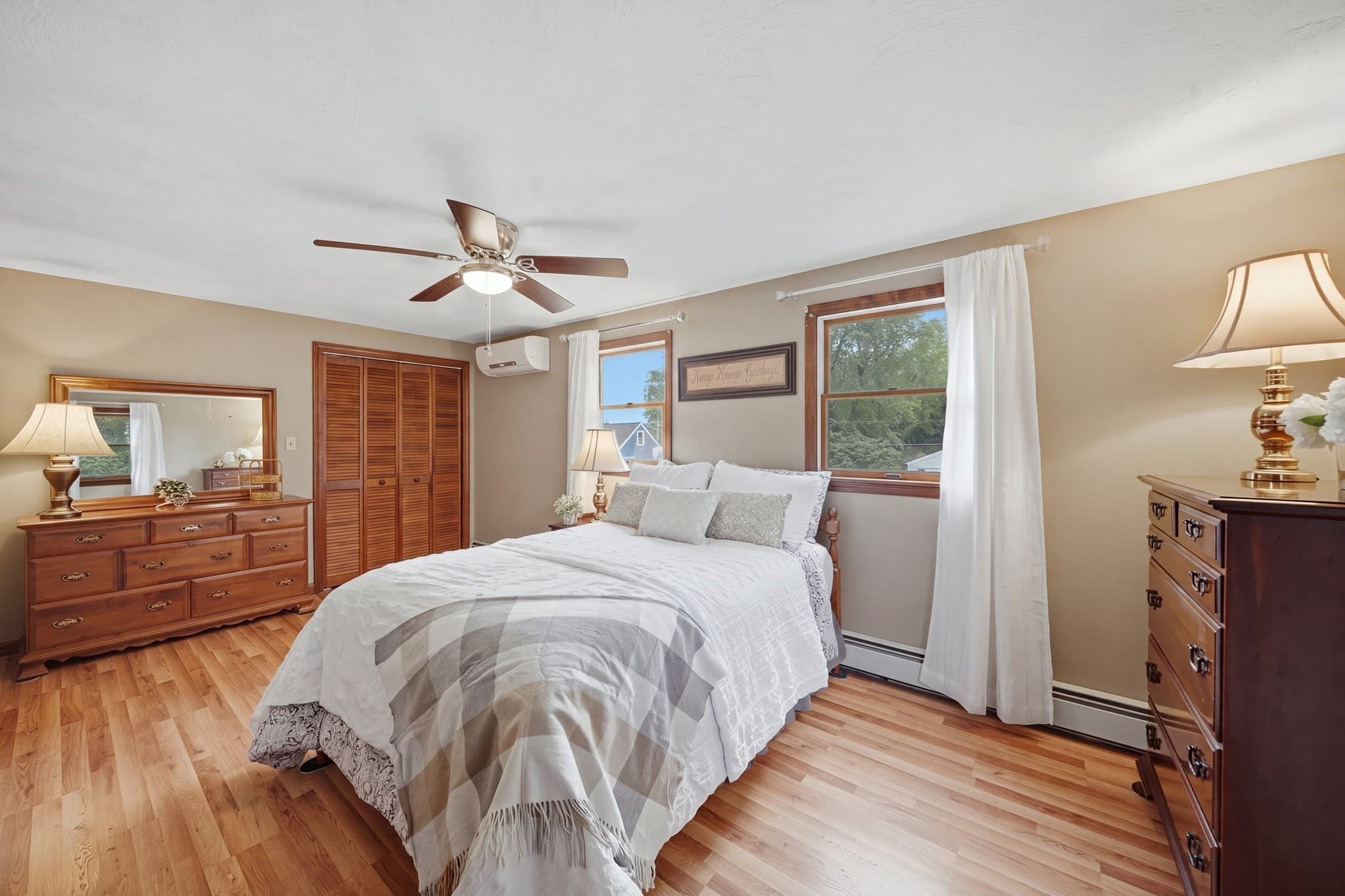 Single Family Residence at 672 Shawsheen St, Tewksbury MA 01876, Tewksbury, photo 14 of 41