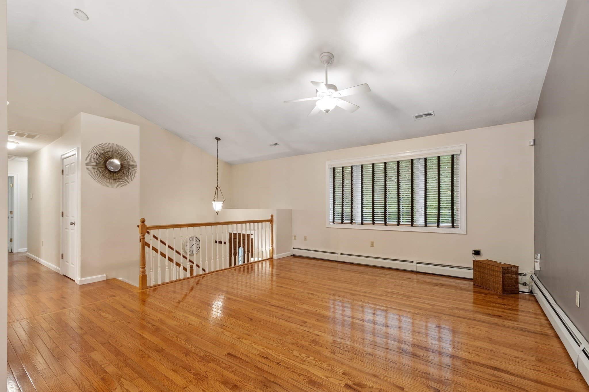 Single Family Residence at 17 Teddy Road, Worcester MA 01603, Worcester, photo 6 of 39