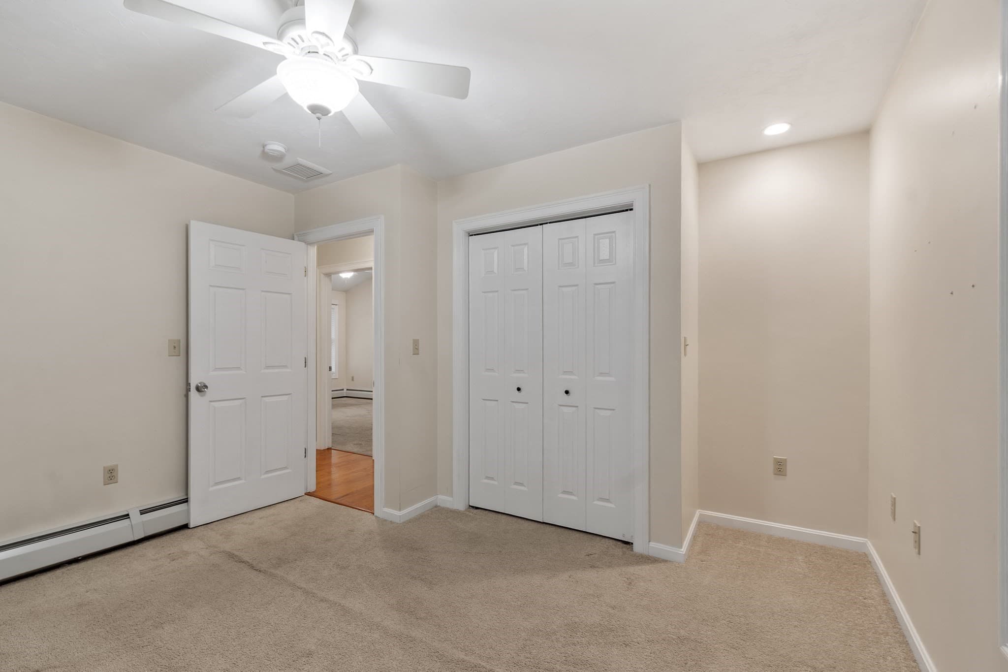 Single Family Residence at 17 Teddy Road, Worcester MA 01603, Worcester, photo 24 of 39