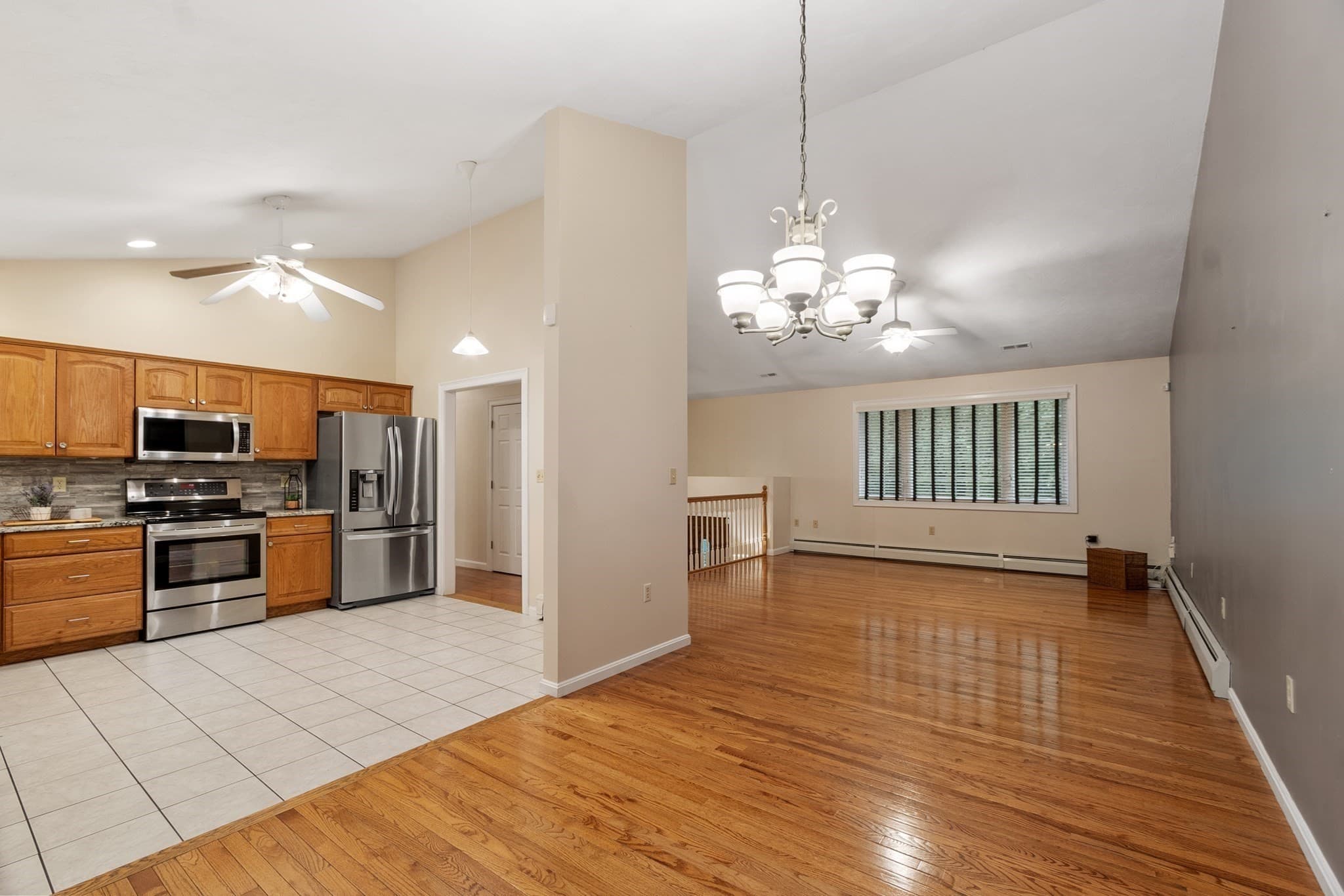 Single Family Residence at 17 Teddy Road, Worcester MA 01603, Worcester, photo 10 of 39