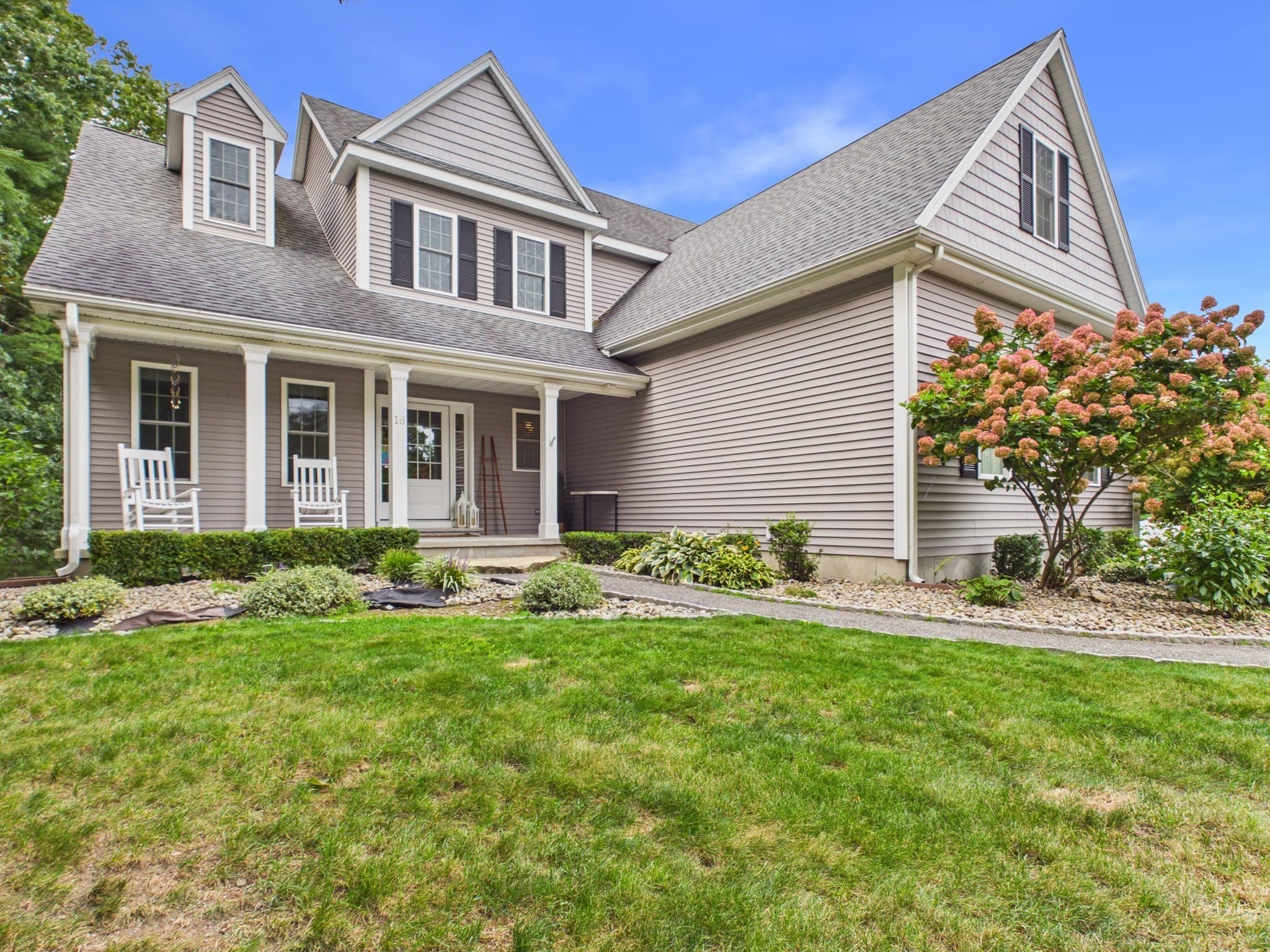 Single Family Residence at 16 Tabor Rd, Uxbridge MA 01569, Uxbridge, photo 2 of 41