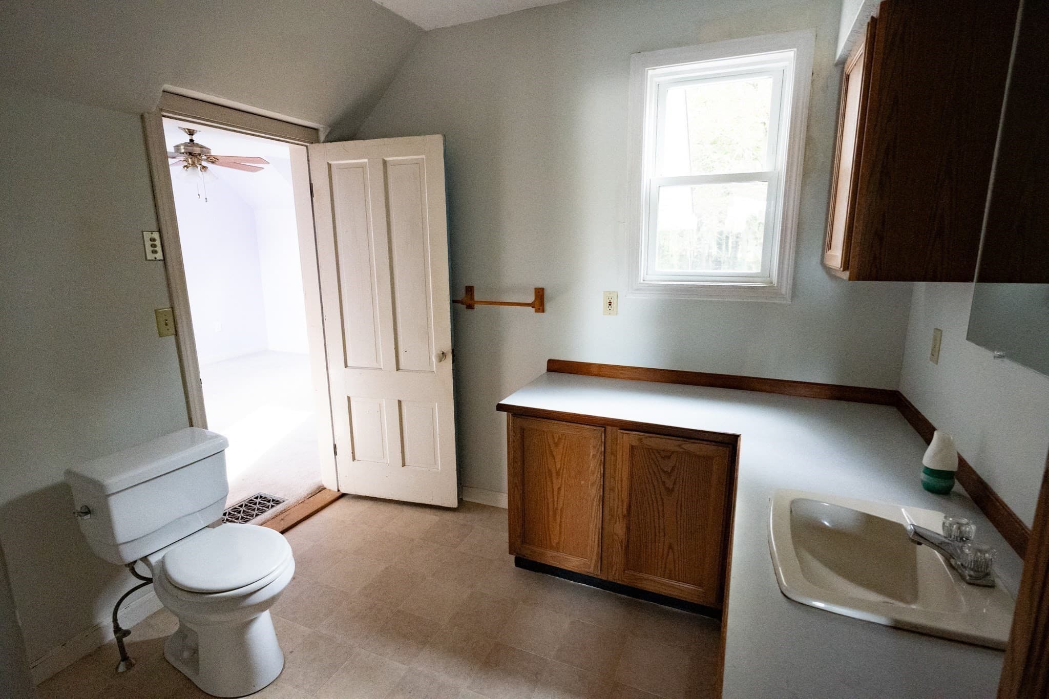 Single Family Residence at 66 Phillips St, Fitchburg MA 01420, Fitchburg, photo 25 of 34