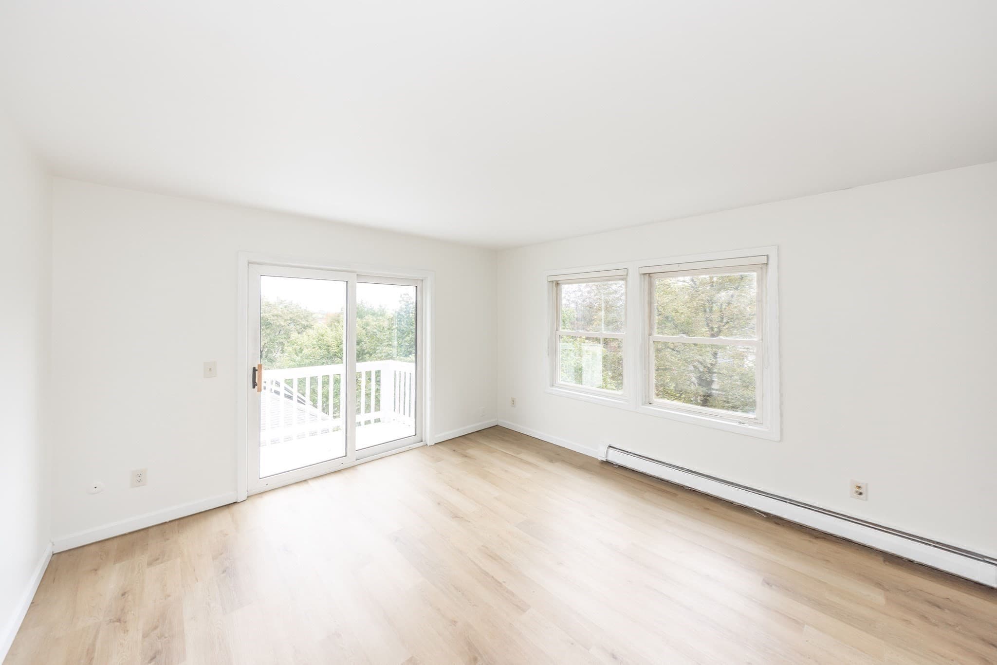 Single Family Residence at 24 Ellsmere St, Worcester MA 01604, Worcester, photo 21 of 27