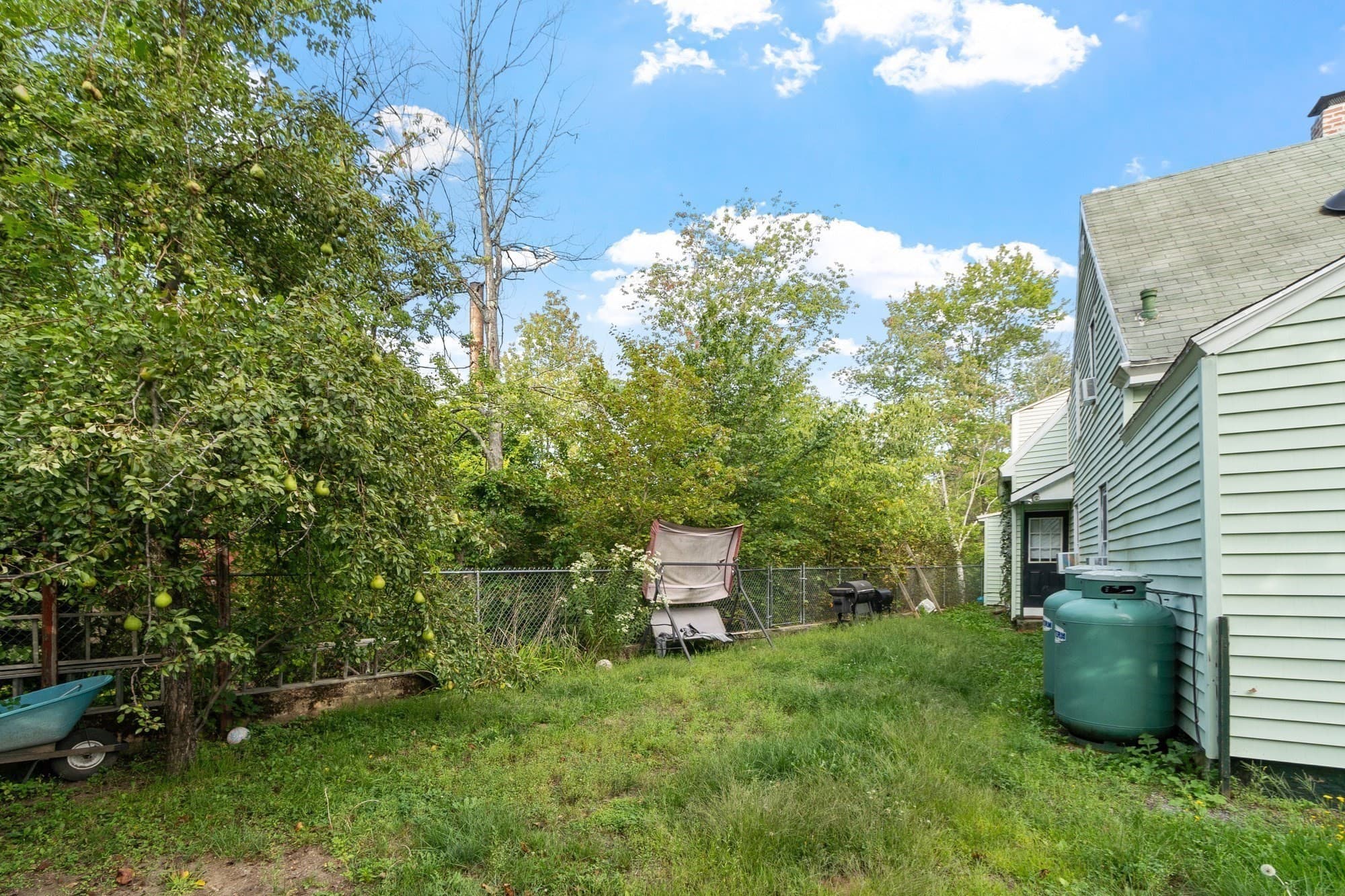 2 Family - 2 Units Side by Side at 411-413 River St, Winchendon MA 01475, Winchendon, photo 29 of 30