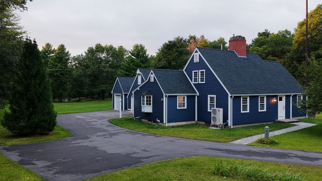 76 Fairview Ave, Rehoboth MA 02769