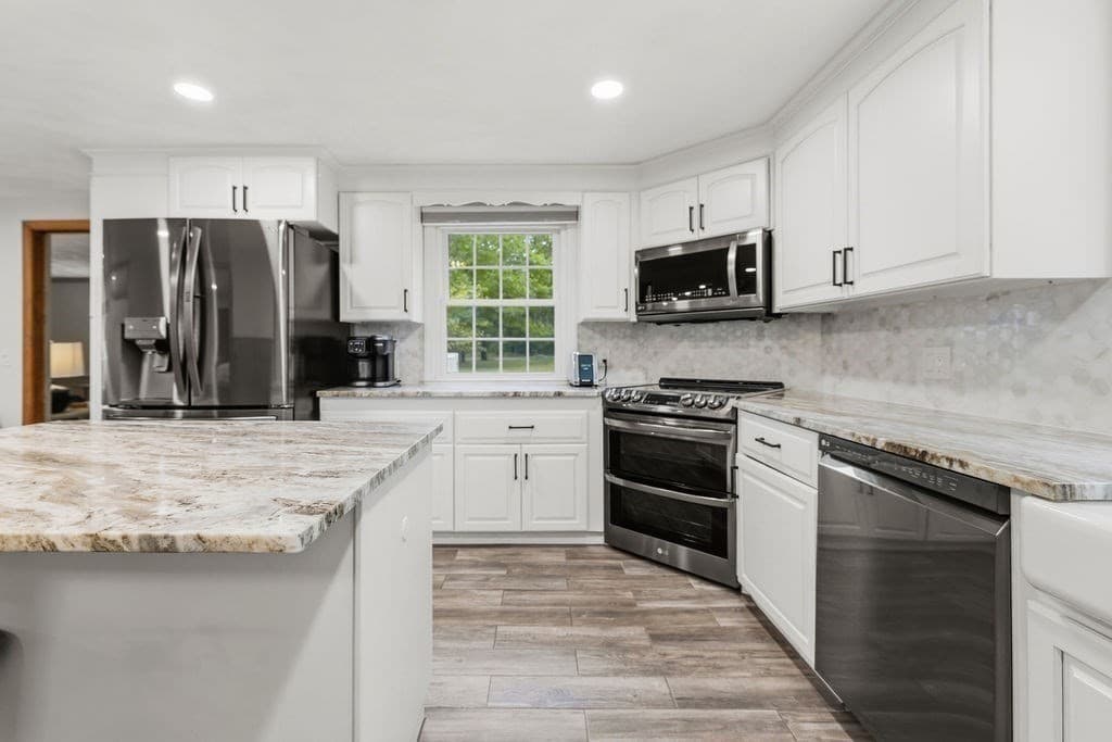 Single Family Residence at 76 Fairview Ave, Rehoboth MA 02769, Rehoboth, photo 8 of 36