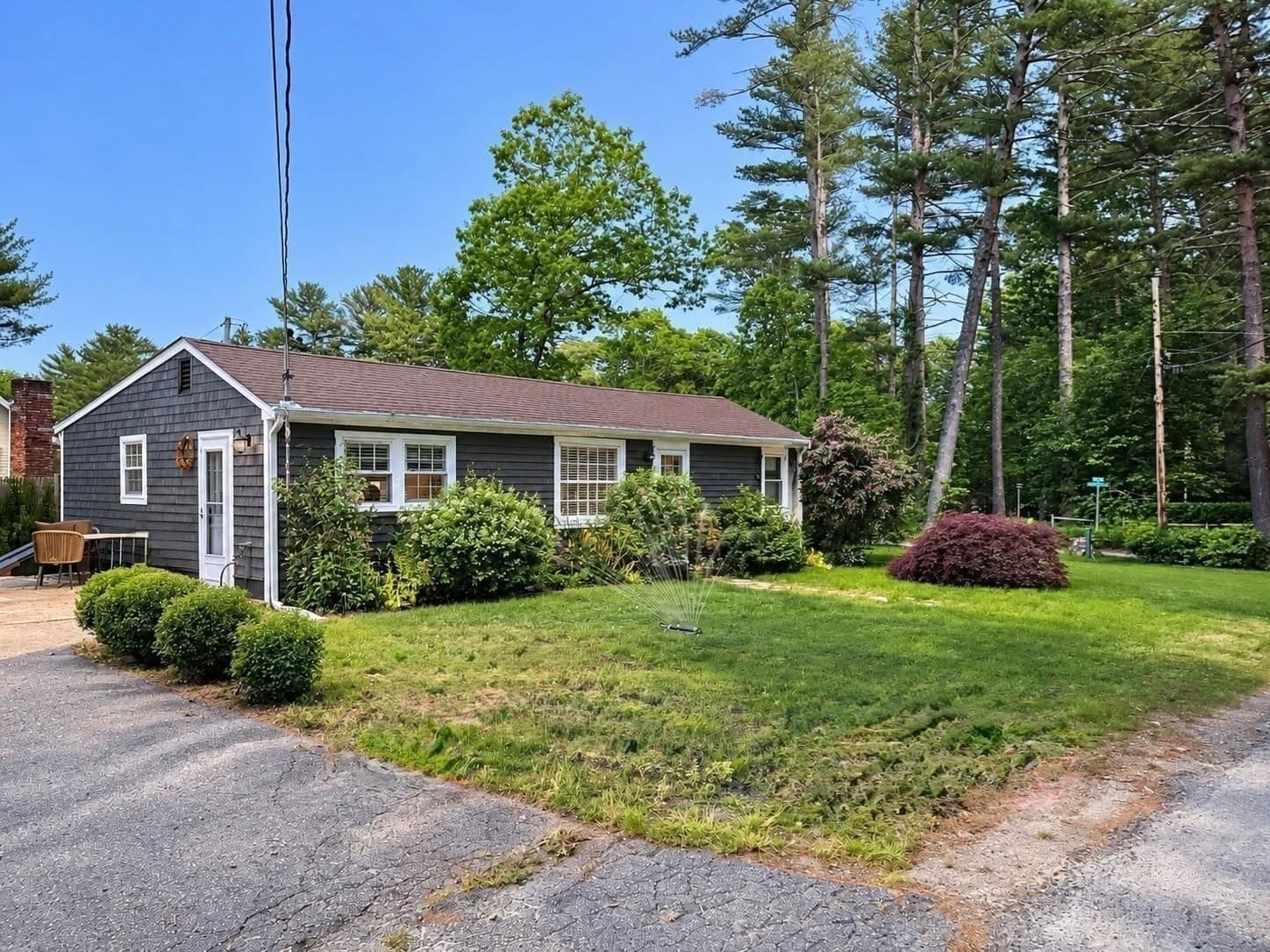 Single Family Residence at 2 Pilgrim Rd, Lakeville MA 02347, Lakeville, photo 3 of 19