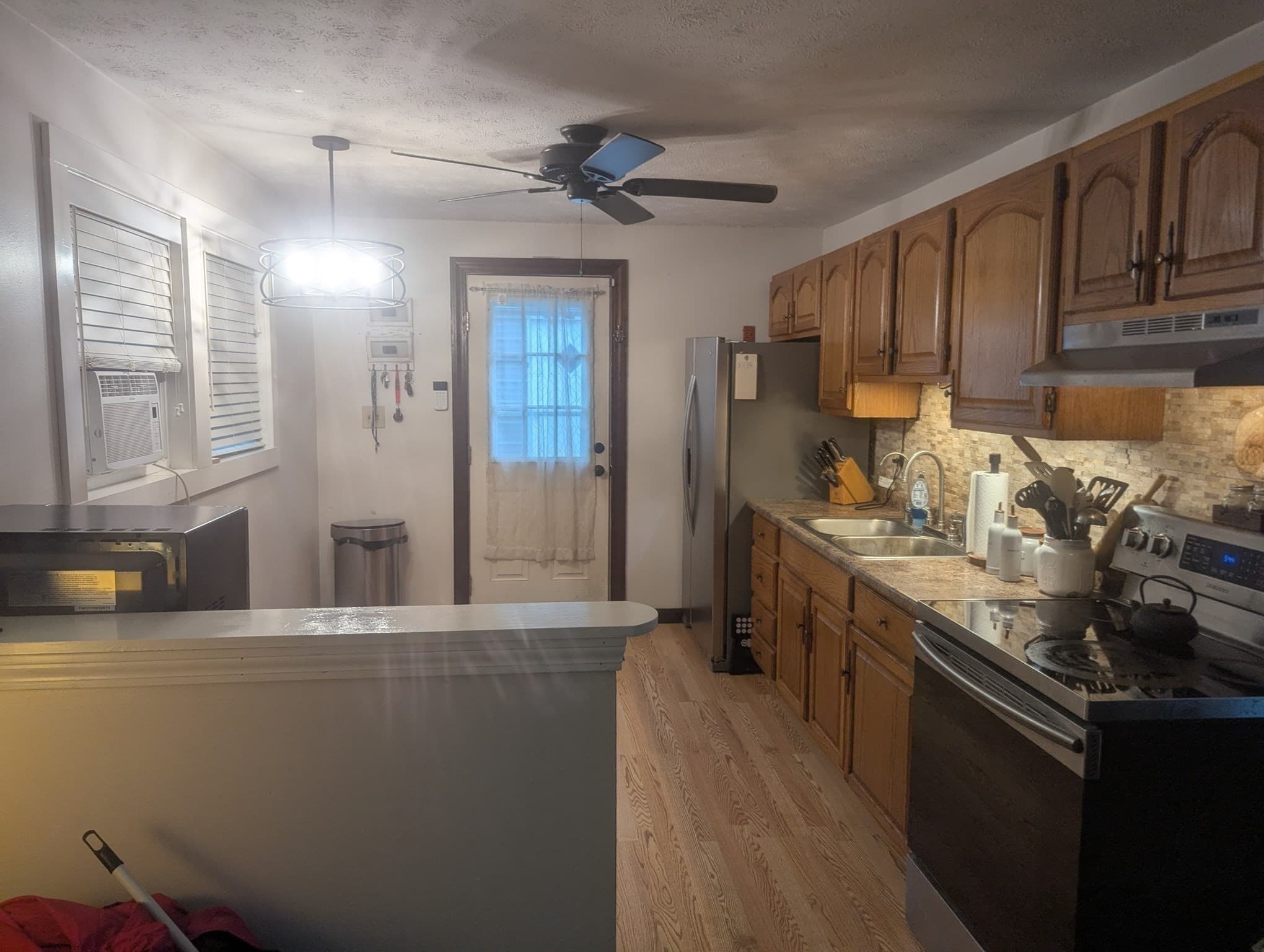 Single Family Residence at 2 Pilgrim Rd, Lakeville MA 02347, Lakeville, photo 9 of 19