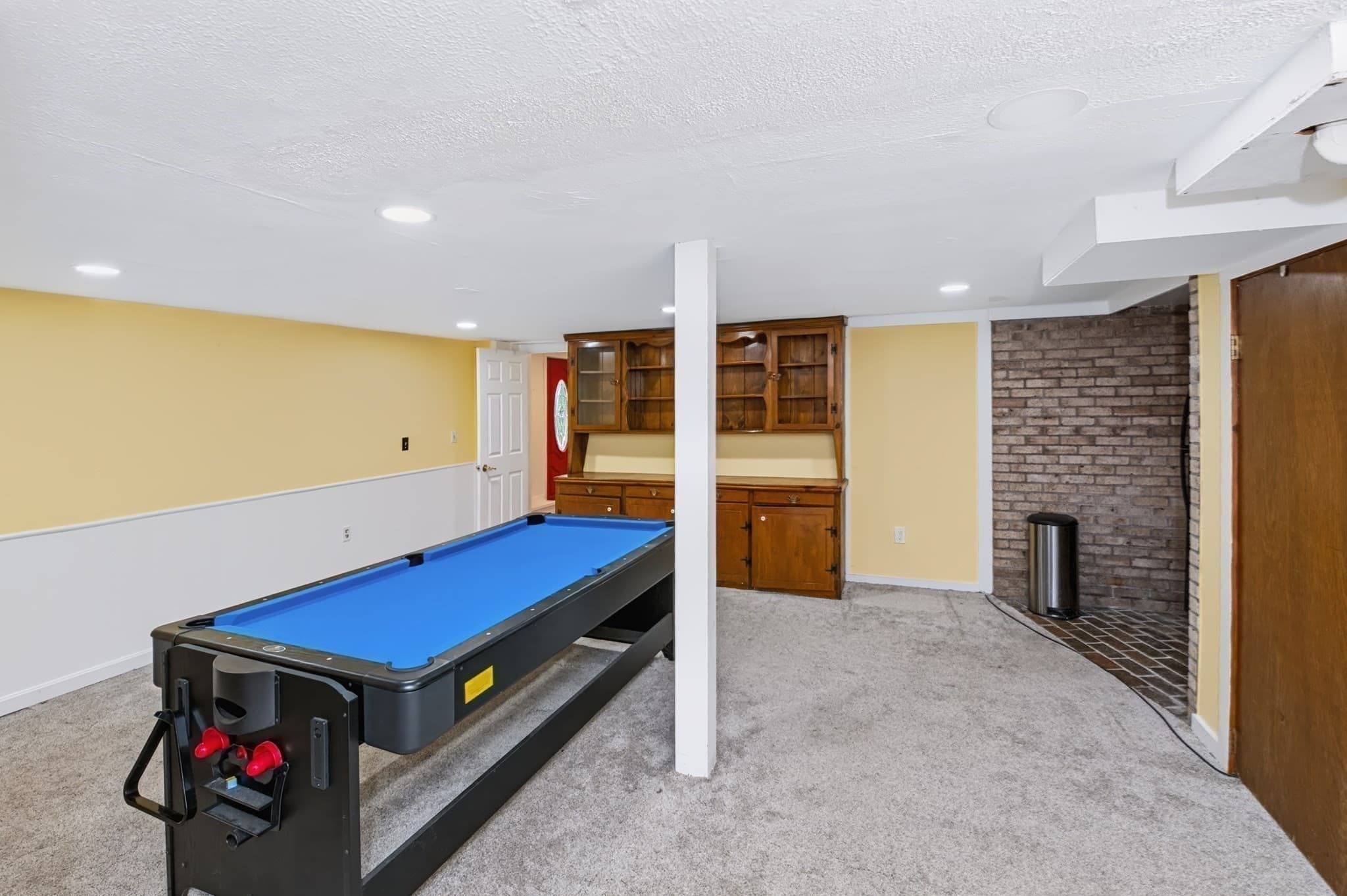 Single Family Residence at 194 W Sutton Rd, Sutton MA 01590, Sutton, photo 31 of 37